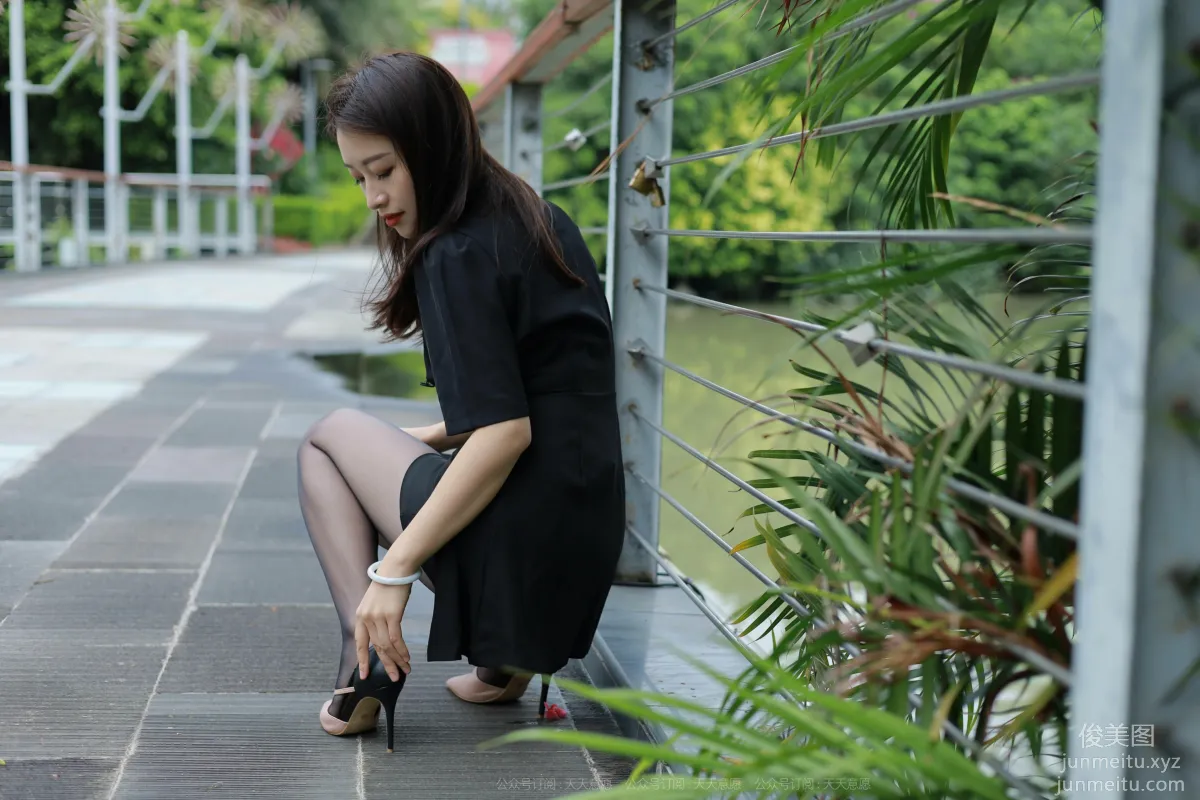 [IESS] 2021.10.20 Silk Enjoyer 953: Xiao Jie, Beauty on the Bridge [96P] photo 31