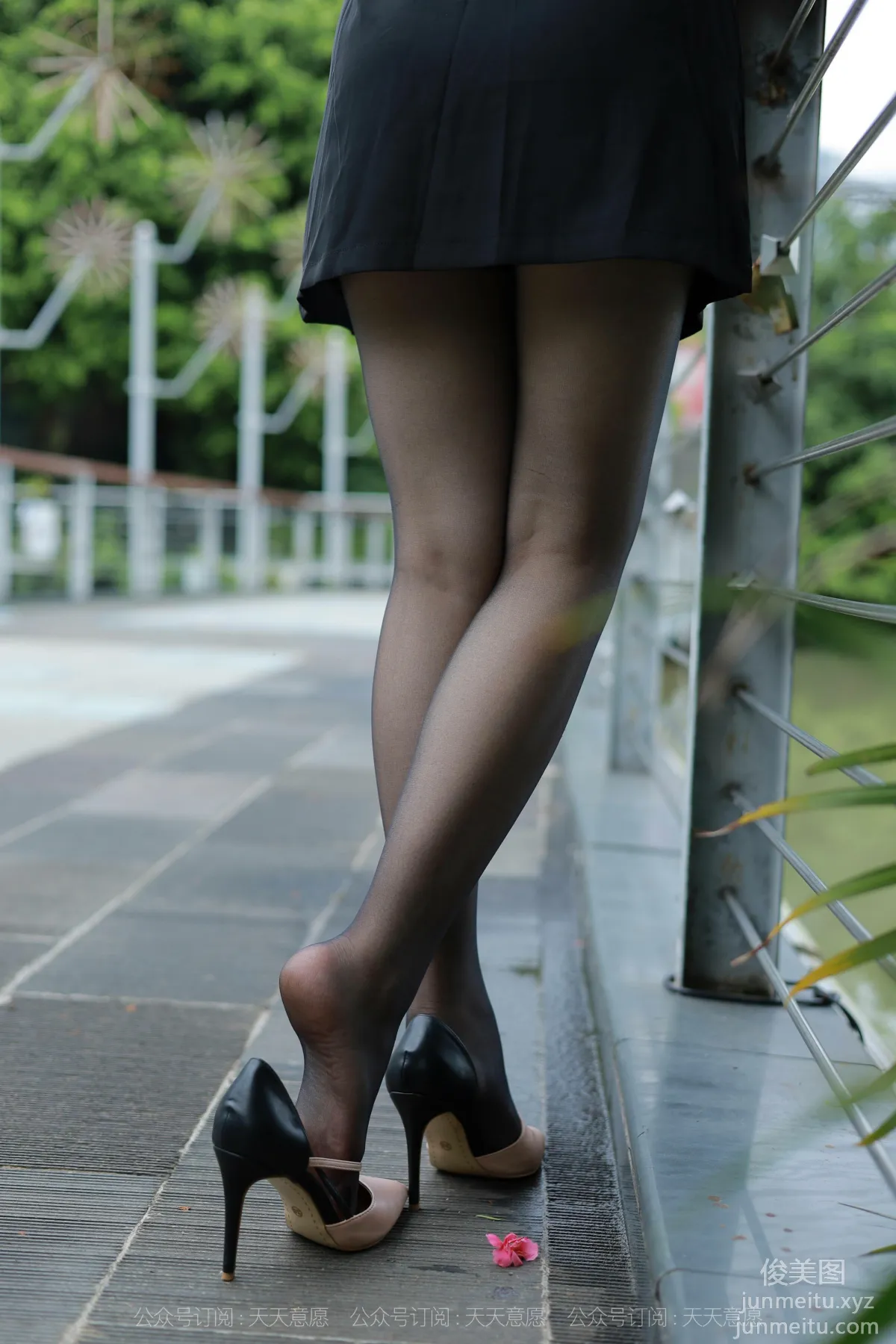 [IESS] 2021.10.20 Silk Enjoyer 953: Xiao Jie, Beauty on the Bridge [96P] photo 35