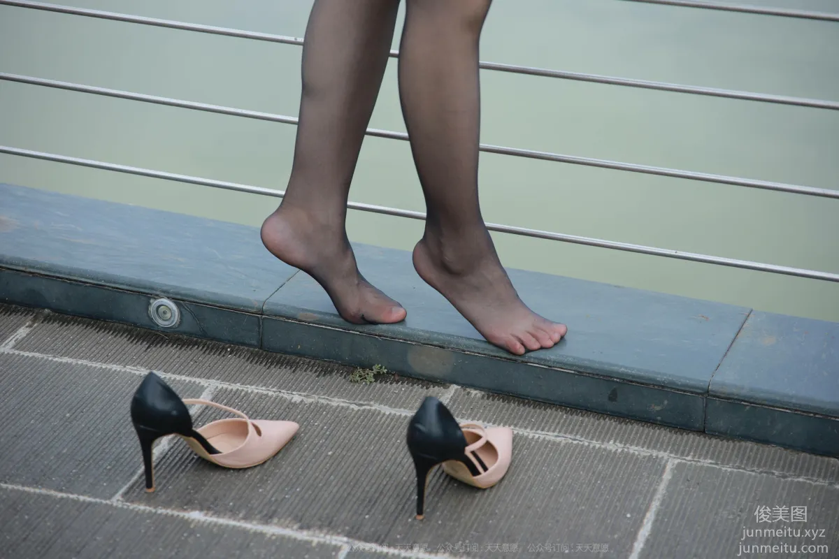 [IESS] 2021.10.20 Silk Enjoyer 953: Xiao Jie, Beauty on the Bridge [96P] photo 76