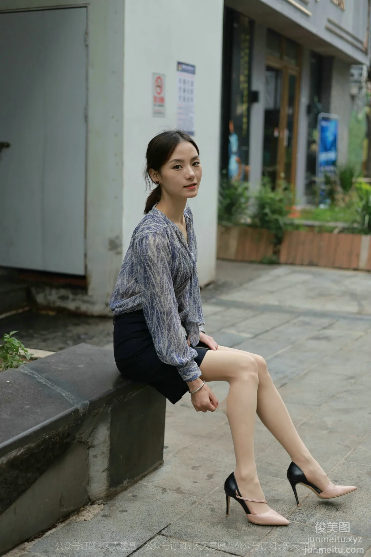 [IESS] 2021.10.23 Silk Enjoyer 955: Xiao Liu, Take You for a Walk [91P] photo 9