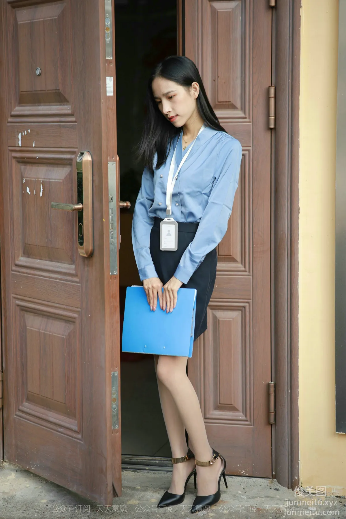 [IESS] 2021.10.26 Silk Enjoyer 958: Mei Zi, Beautiful Saleswoman [88P] photo 35