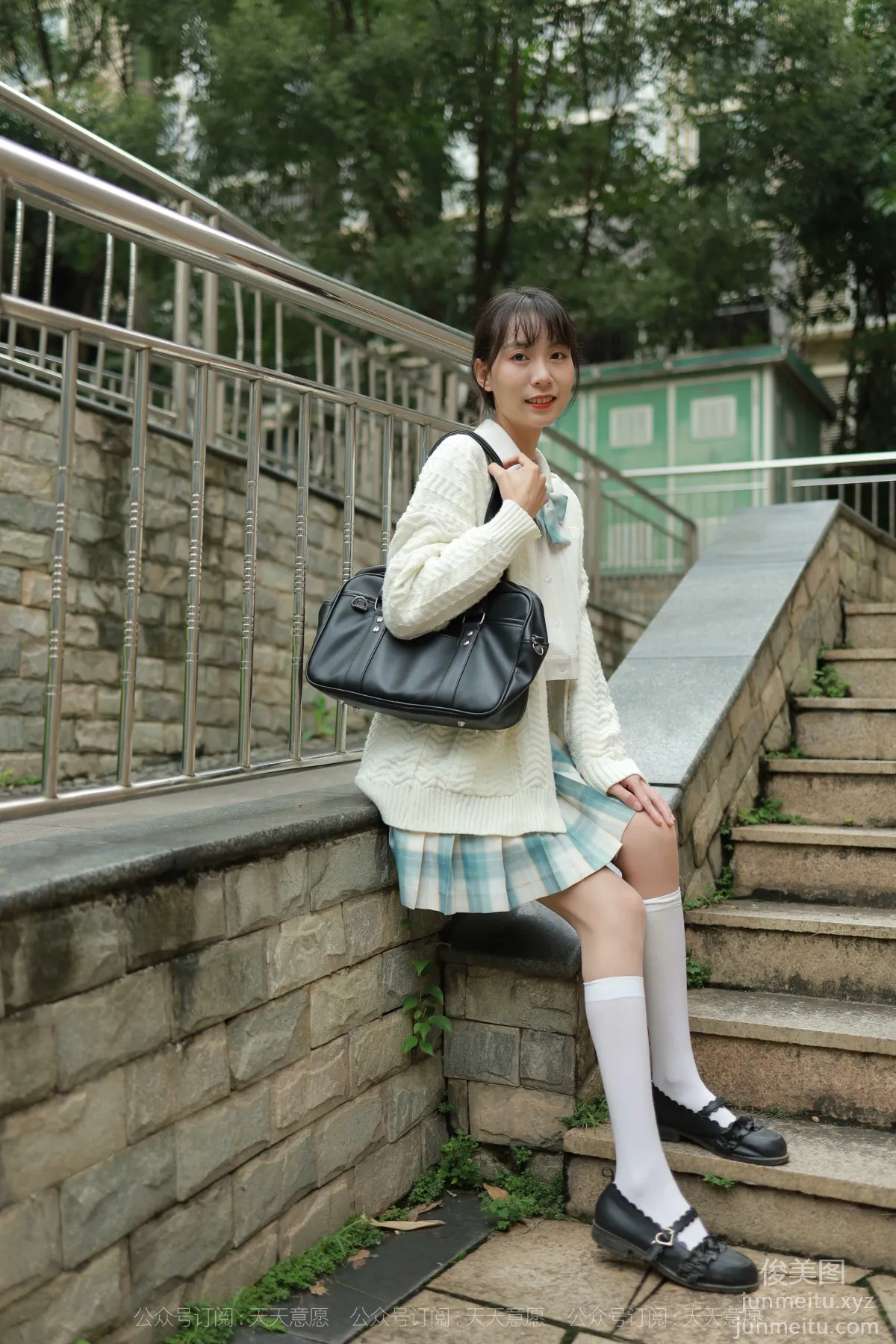 [IESS異思趣向] 2021.11.02 絲享家963：團團《長腿JK裝》[94P] 4