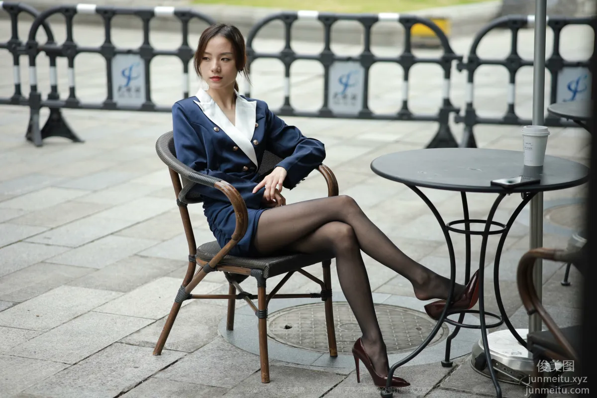 [IESS] 2021.11.05 Silk Enjoyer 966: Xiao Liu, Sexy Bodycon Professional Attire [87P] photo 68