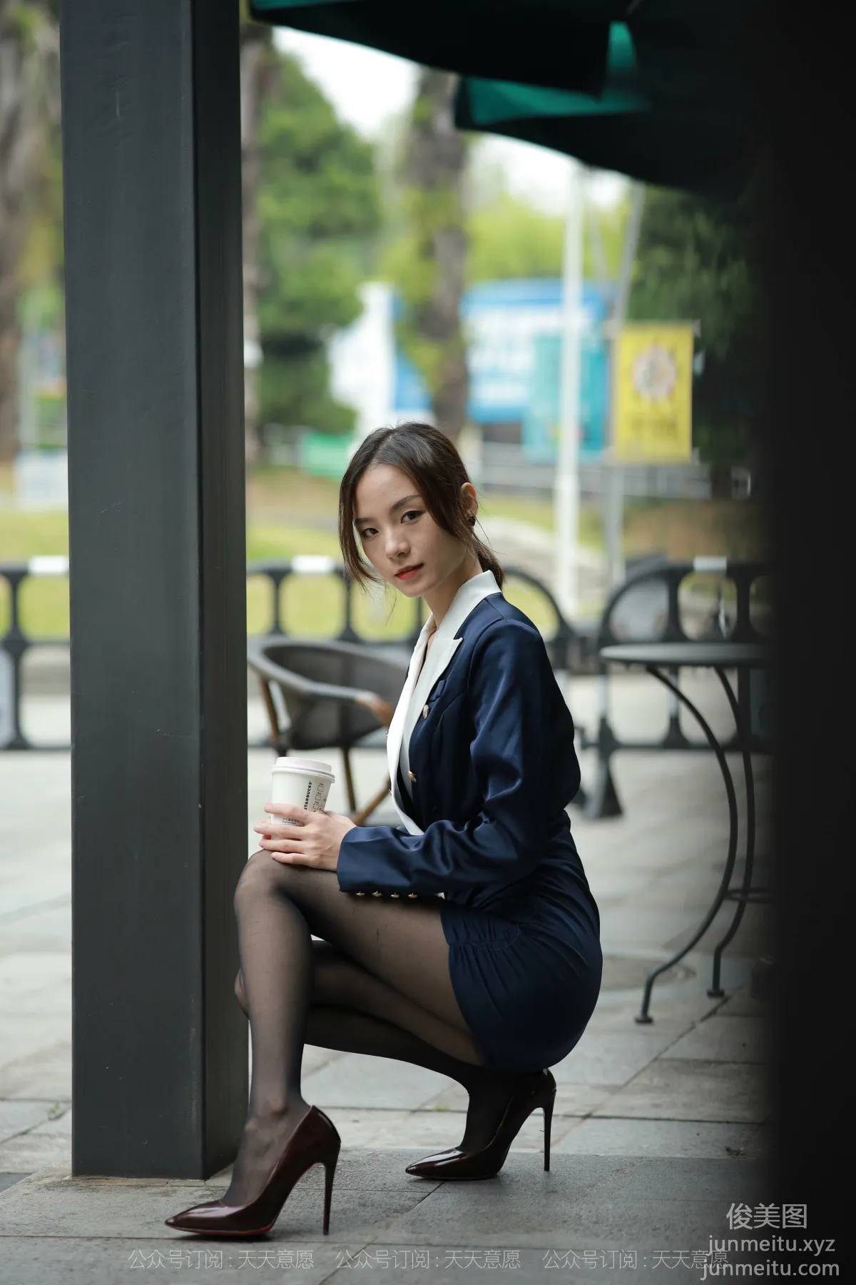 [IESS] 2021.11.05 Silk Enjoyer 966: Xiao Liu, Sexy Bodycon Professional Attire [87P] photo 79