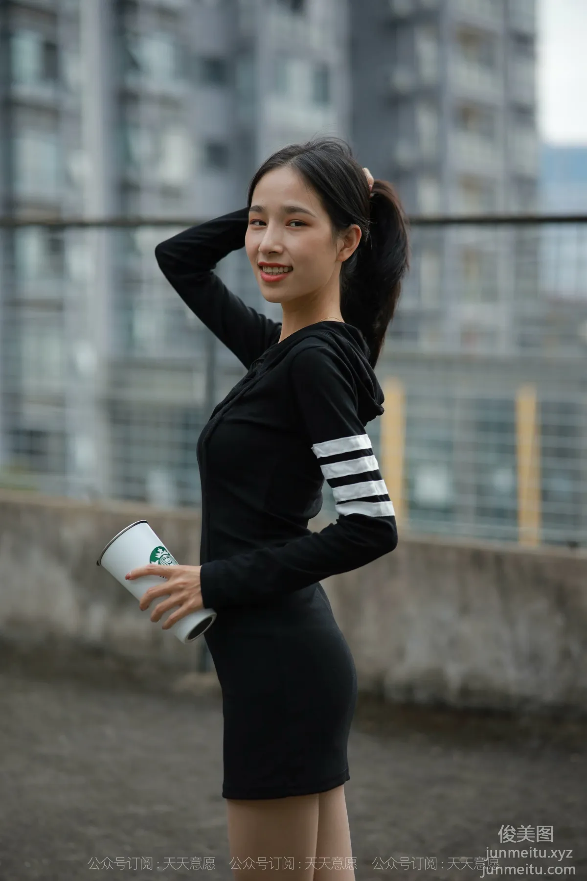 [IESS] 2021.11.06 Silk Enjoyer 967: Mei Zi, Long Legs on the Rooftop [77P] photo 53