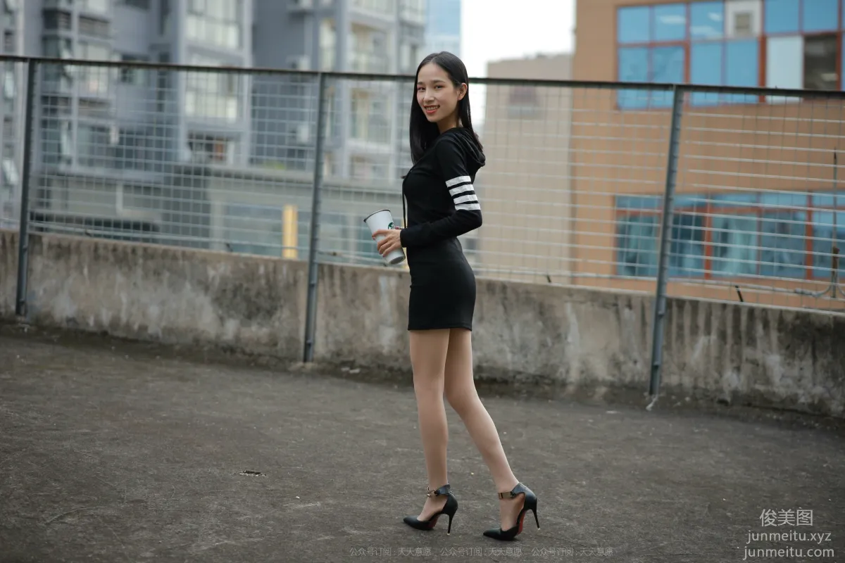 [IESS] 2021.11.06 Silk Enjoyer 967: Mei Zi, Long Legs on the Rooftop [77P] photo 57