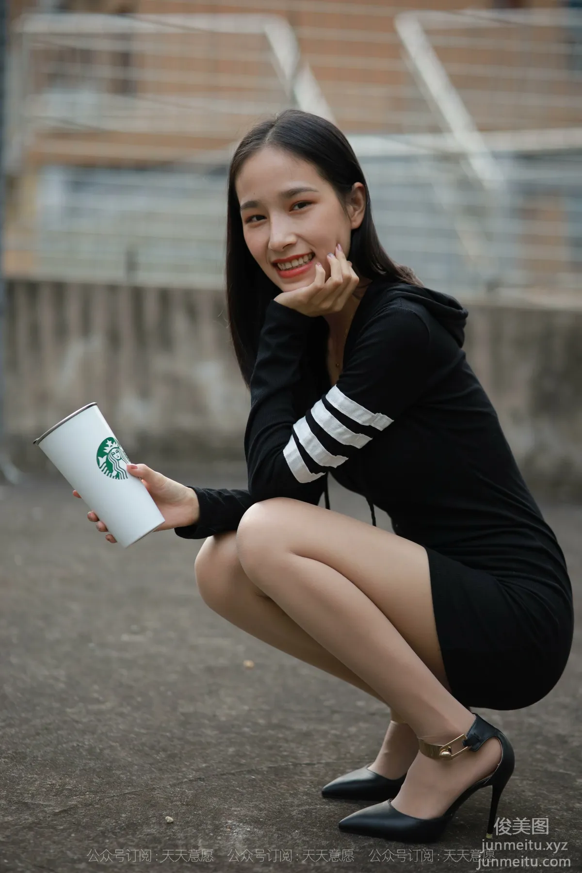 [IESS] 2021.11.06 Silk Enjoyer 967: Mei Zi, Long Legs on the Rooftop [77P] photo 67