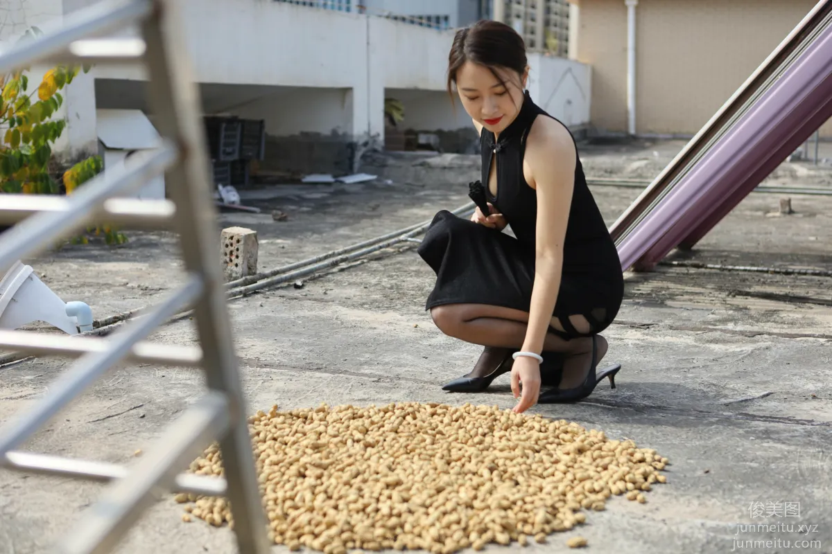[IESS異思趣向] 2022.01.12 絲享家986：小婕《天台旗袍秀》[94P] 45