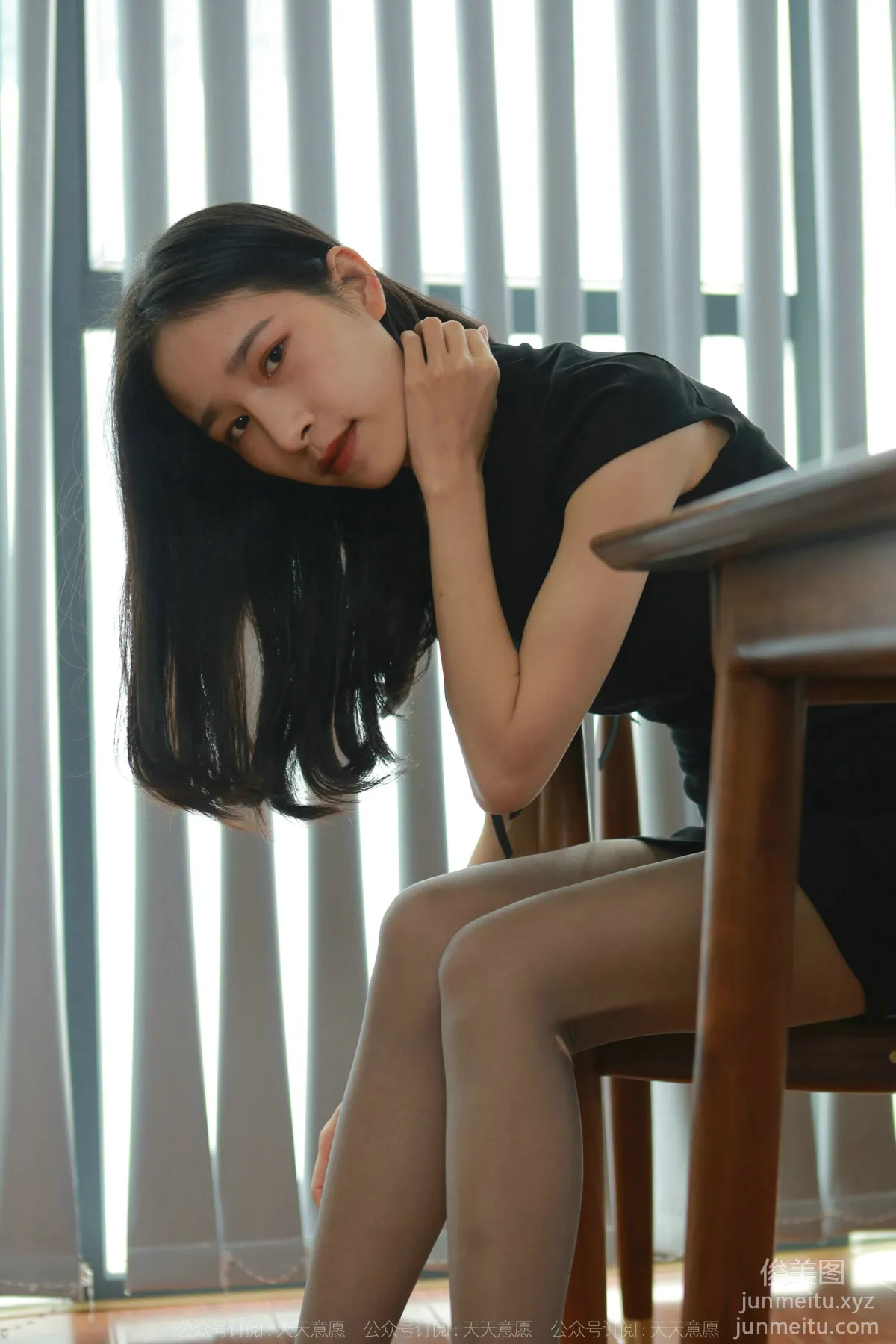 [IESS異思趣向] 2022.01.24 絲享家992：美子《辦公桌下的紅色》[106P] 18