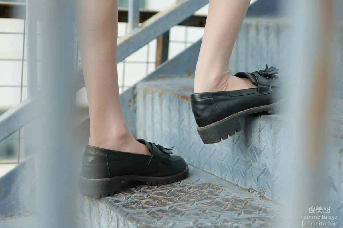 [IESS] 2022.02.08 Silk Enjoyer 999: Tuan Tuan, NetEase Cloud Long-Legged Girl [89P] photo 4
