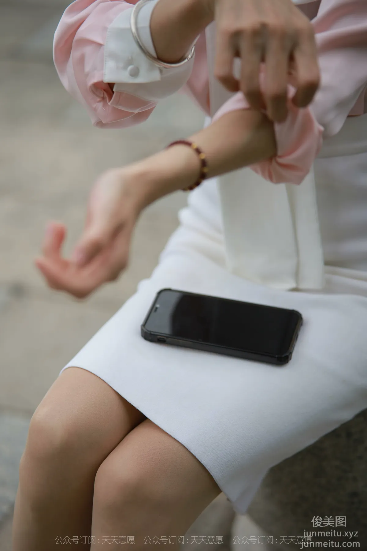 [IESS] 2021.11.11 Silk Enjoyer 971: Xiao Liu, City Beauty [90P] photo 7