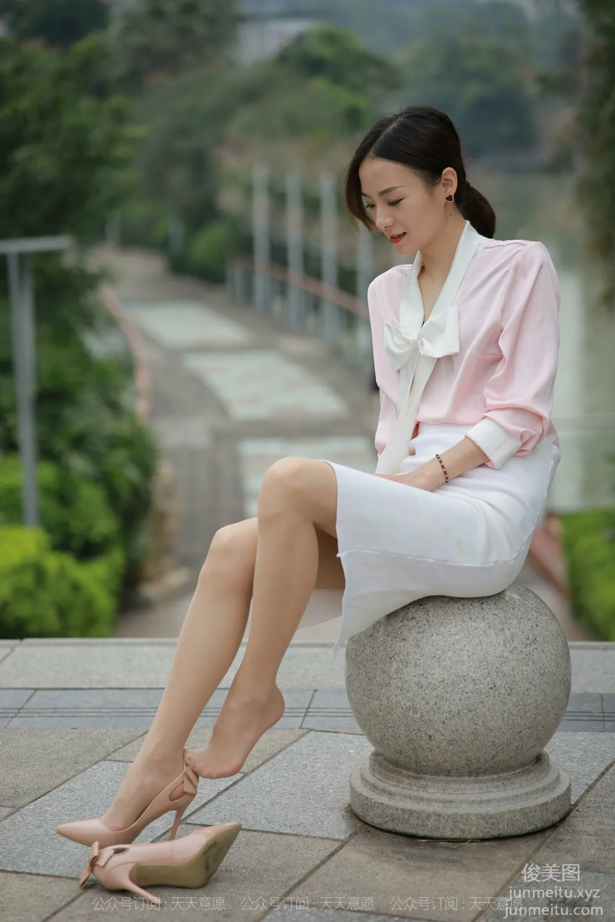 [IESS] 2021.11.11 Silk Enjoyer 971: Xiao Liu, City Beauty [90P] photo 42