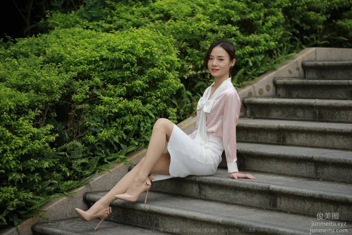 [IESS] 2021.11.11 Silk Enjoyer 971: Xiao Liu, City Beauty [90P] photo 55
