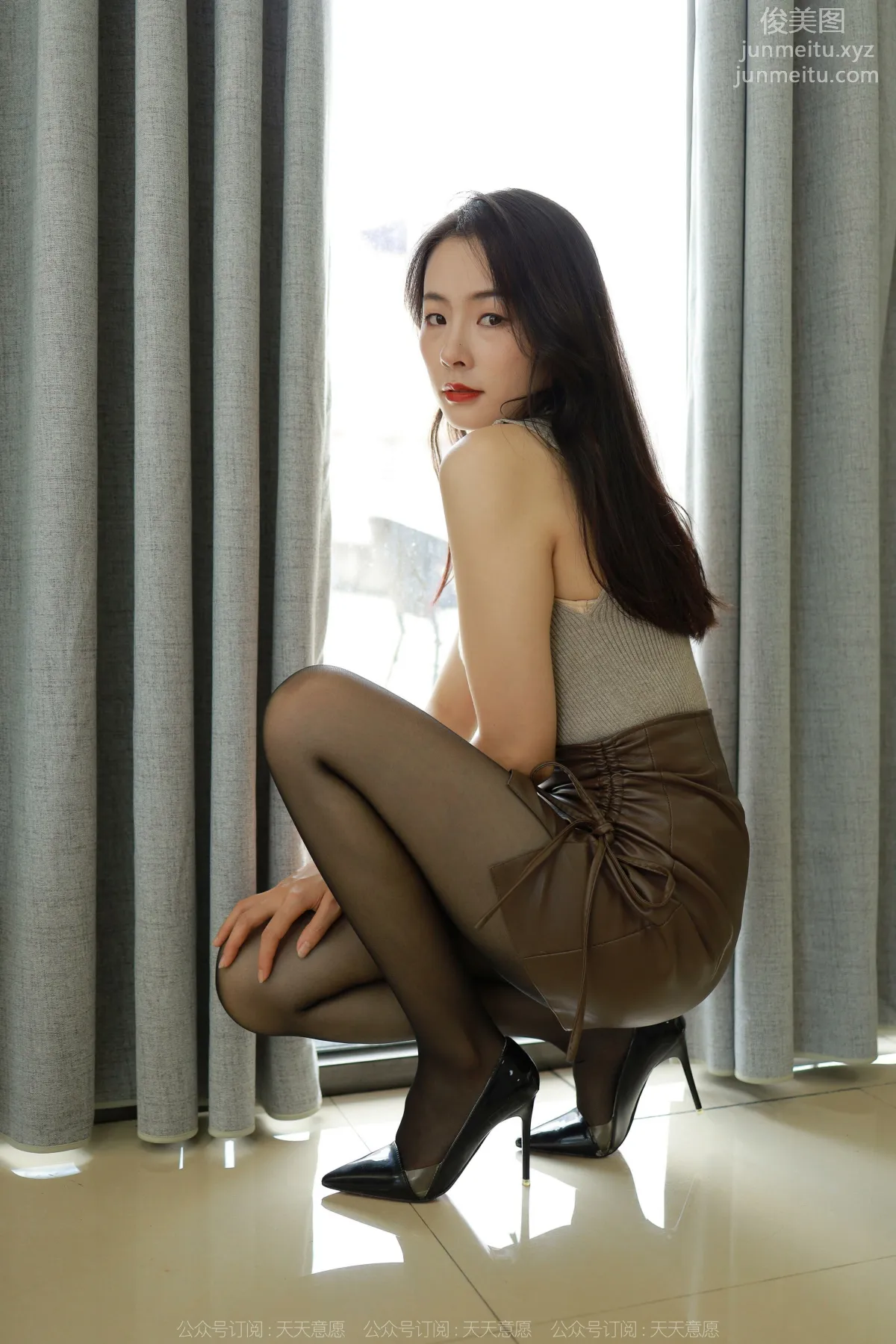 [IESS] 2022.10.08 Silk Enjoyer 1231 Xiao Jin, Black Stockings Sister Yu [88P] photo 12