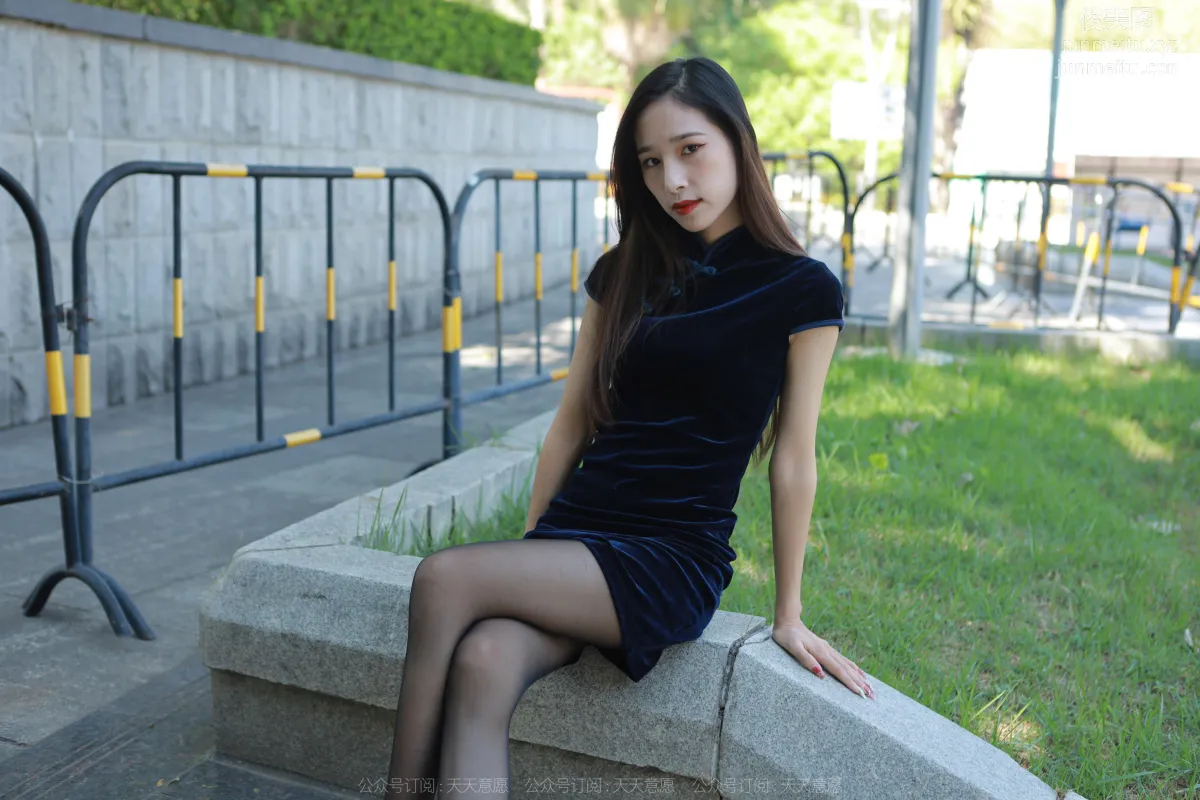 [IESS] 2022.11.11 Silk Enjoyer 1265 Mei Zi, Black Stockings and Qipao [86P] photo 2