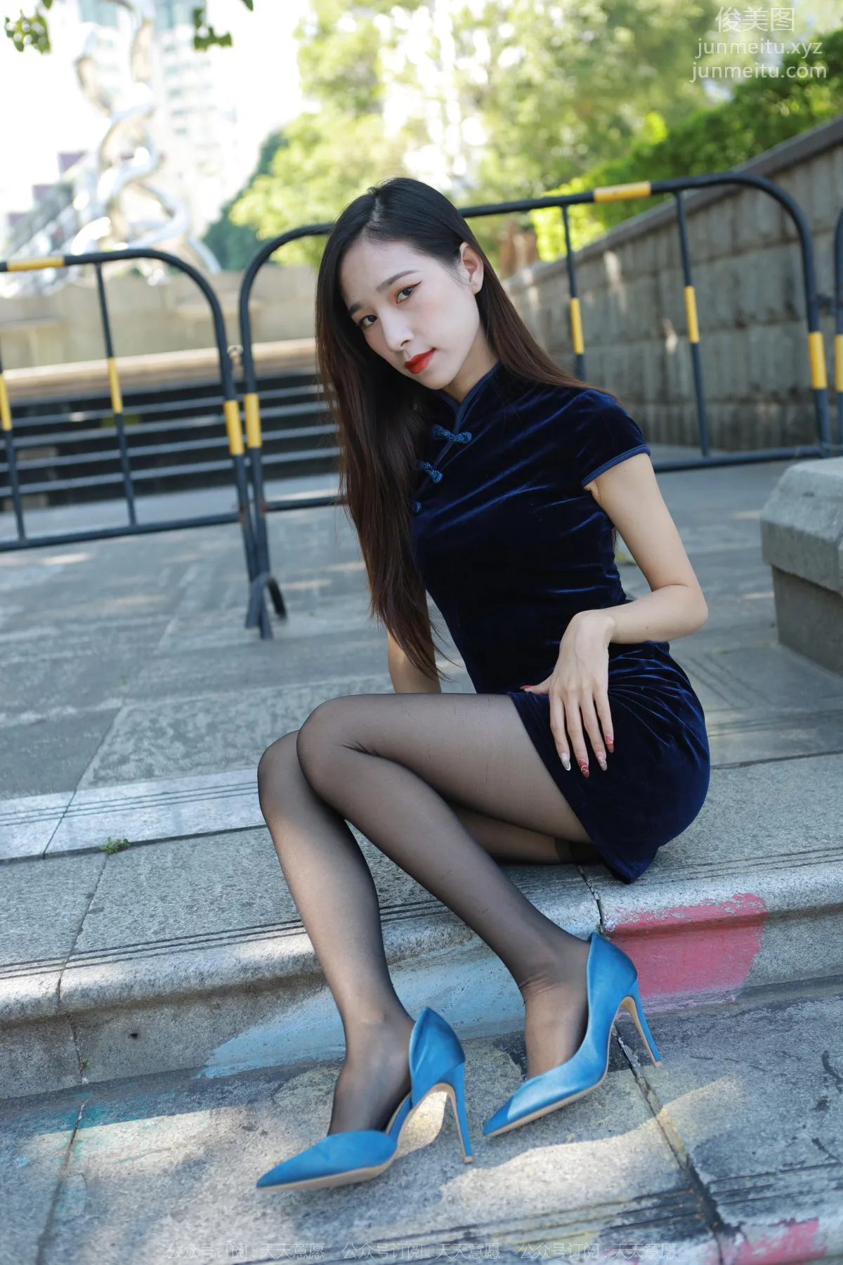 [IESS] 2022.11.11 Silk Enjoyer 1265 Mei Zi, Black Stockings and Qipao [86P] photo 11