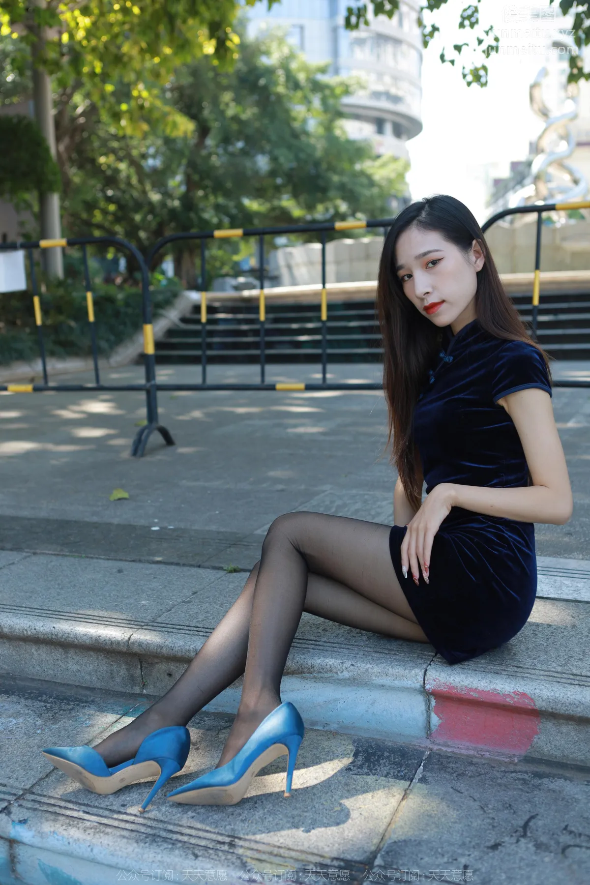 [IESS] 2022.11.11 Silk Enjoyer 1265 Mei Zi, Black Stockings and Qipao [86P] photo 13