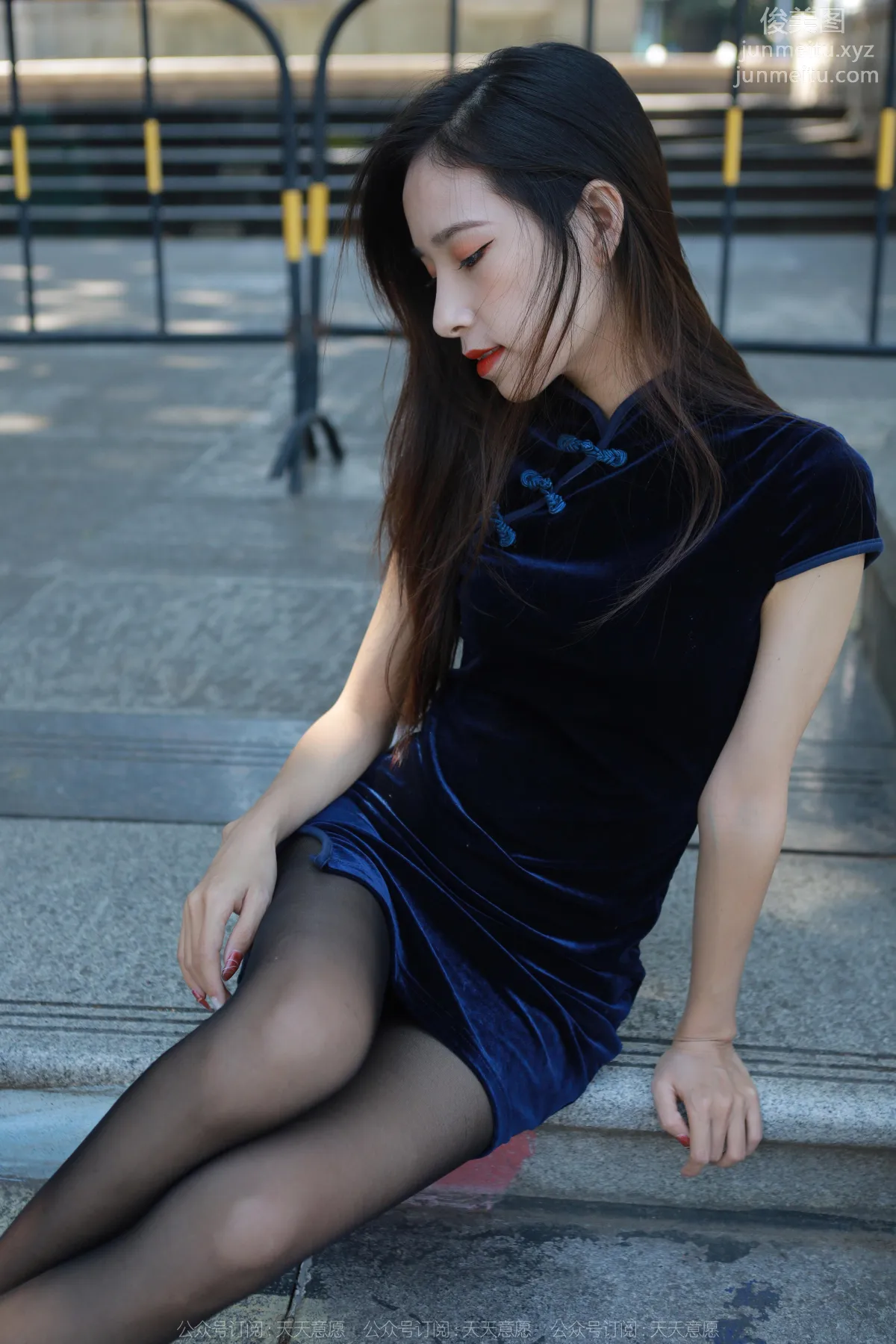 [IESS] 2022.11.11 Silk Enjoyer 1265 Mei Zi, Black Stockings and Qipao [86P] photo 29