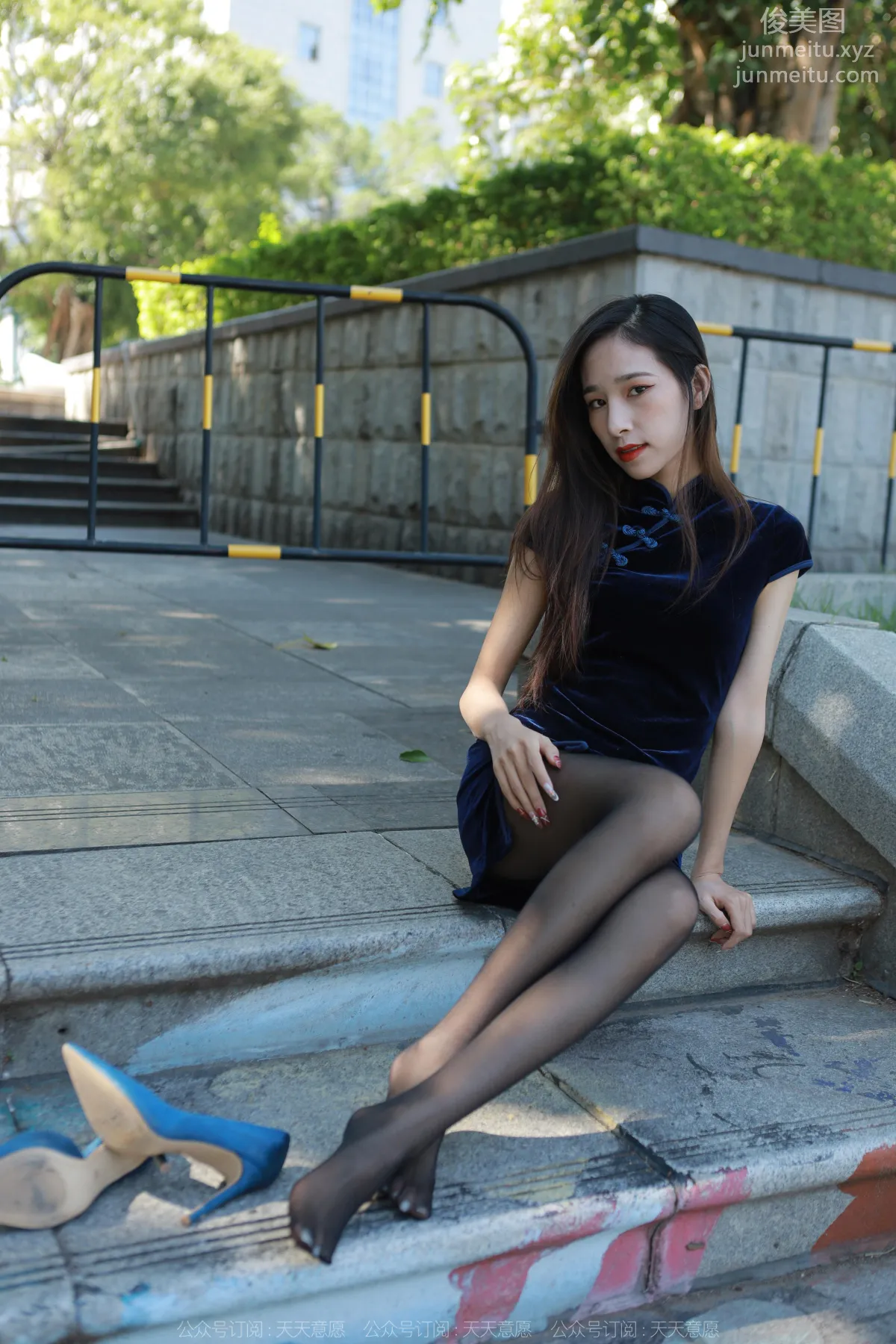 [IESS] 2022.11.11 Silk Enjoyer 1265 Mei Zi, Black Stockings and Qipao [86P] photo 30
