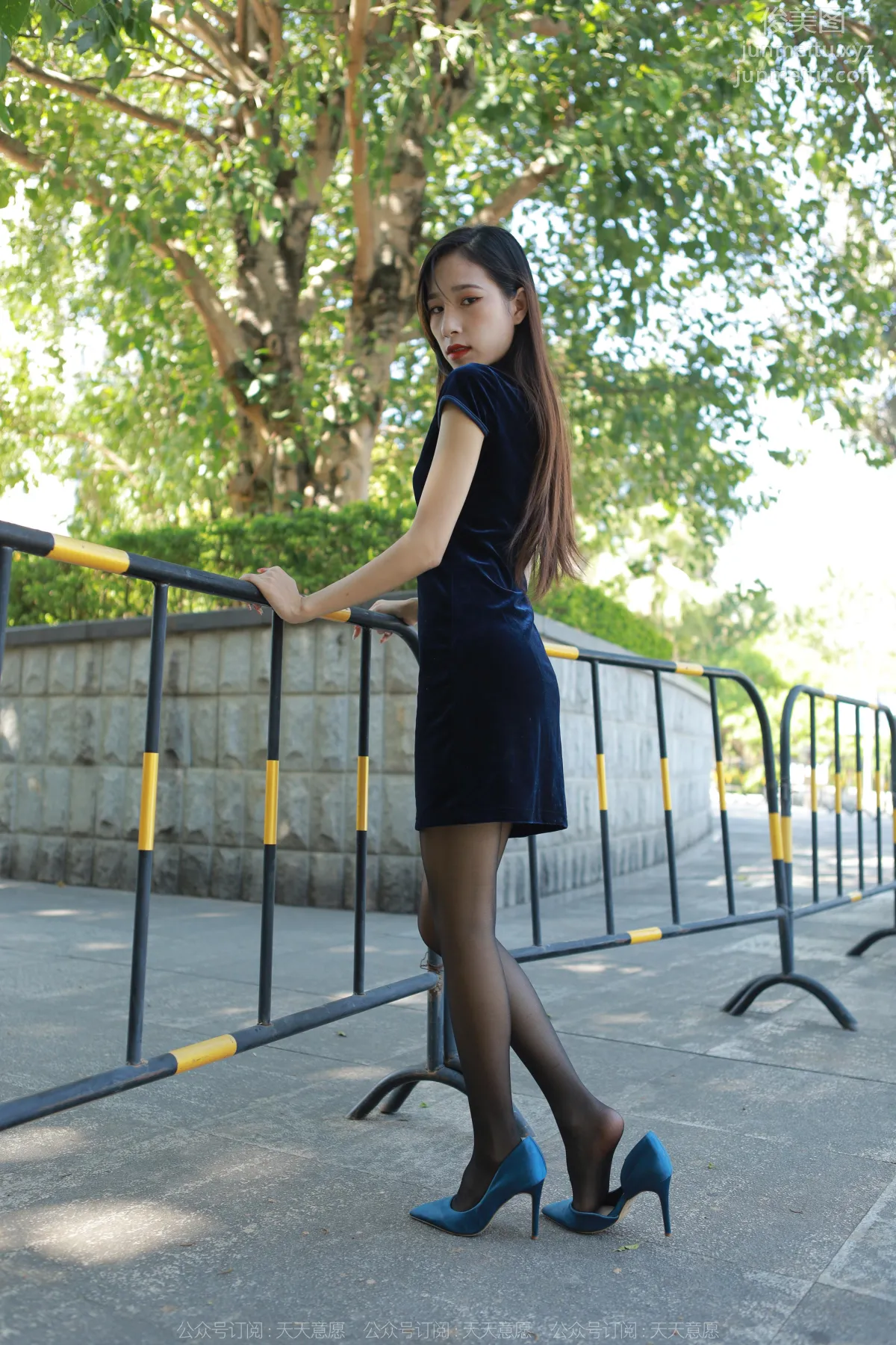 [IESS] 2022.11.11 Silk Enjoyer 1265 Mei Zi, Black Stockings and Qipao [86P] photo 53