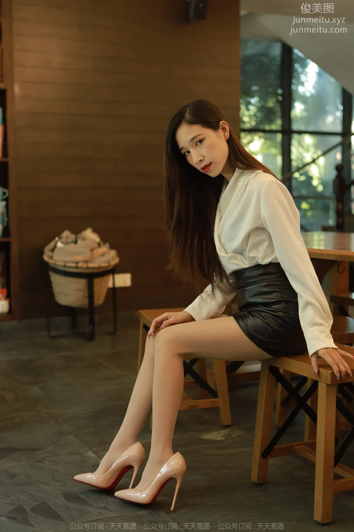 [IESS] 2022.11.15 Silk Enjoyer 1269 Mei Zi, Nude High Heels [88P] photo 44