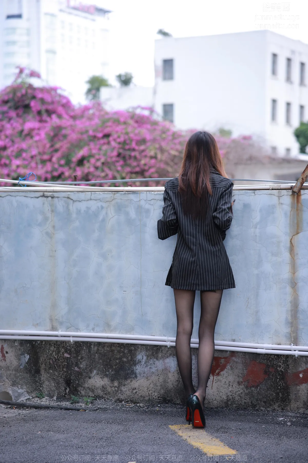 [IESS] 2022.11.18 Silk Enjoyer 1272 Xiao Liu, Following Love [81P] photo 24