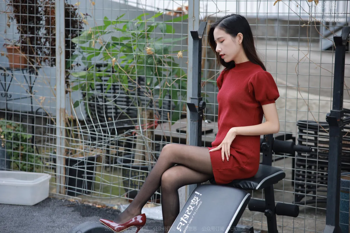 [IESS] 2022.12.09 Silk Enjoyer 1293 Mei Zi, Wine Red High Heels [77P] photo 10