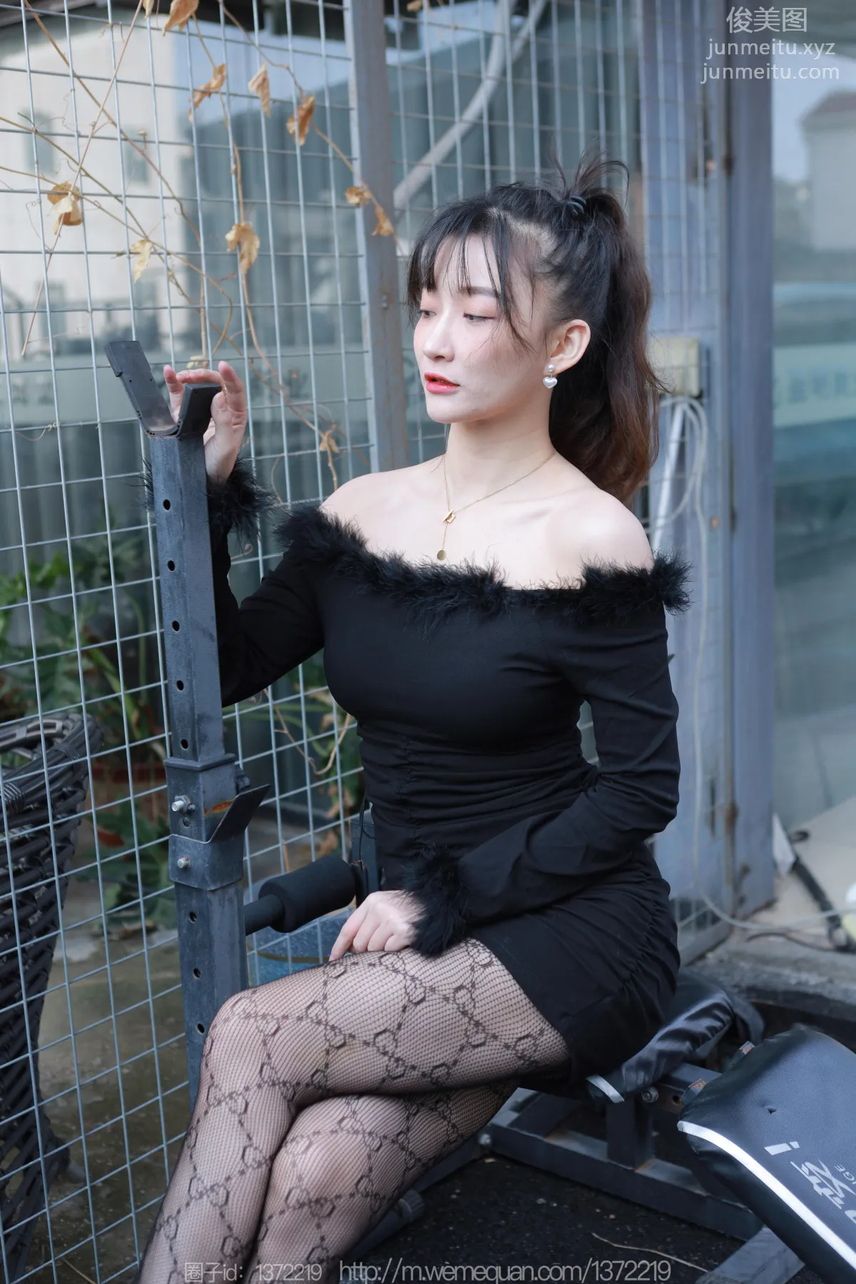 [IESS] 2022.12.22 Silk Enjoyer 1306 IESS Qiuqiu, Story in the Car [90P] photo 12