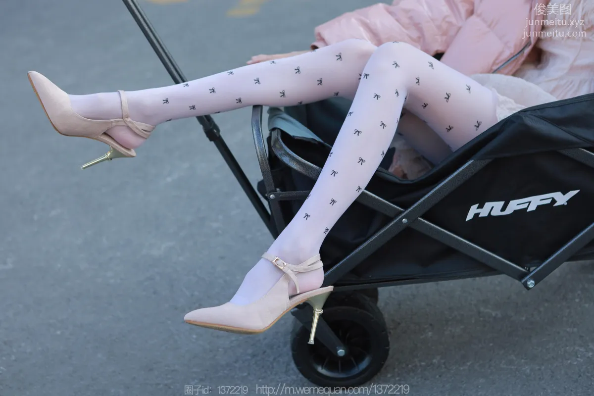 [IESS] 2022.12.23 Silk Enjoyer 1307 Tuan Tuan, Long Legs Pushing the Cart [84P] photo 13