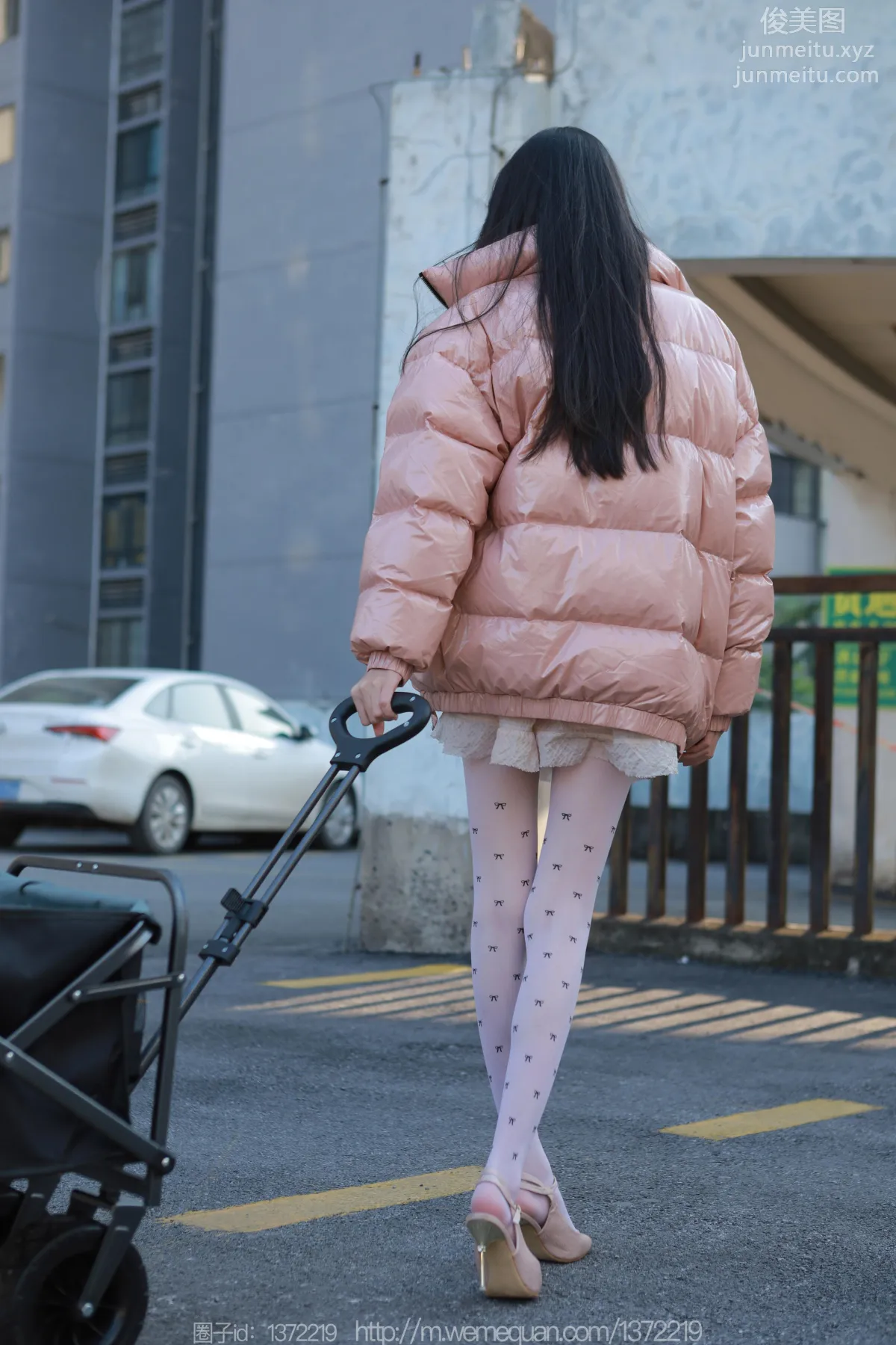 [IESS] 2022.12.23 Silk Enjoyer 1307 Tuan Tuan, Long Legs Pushing the Cart [84P] photo 19