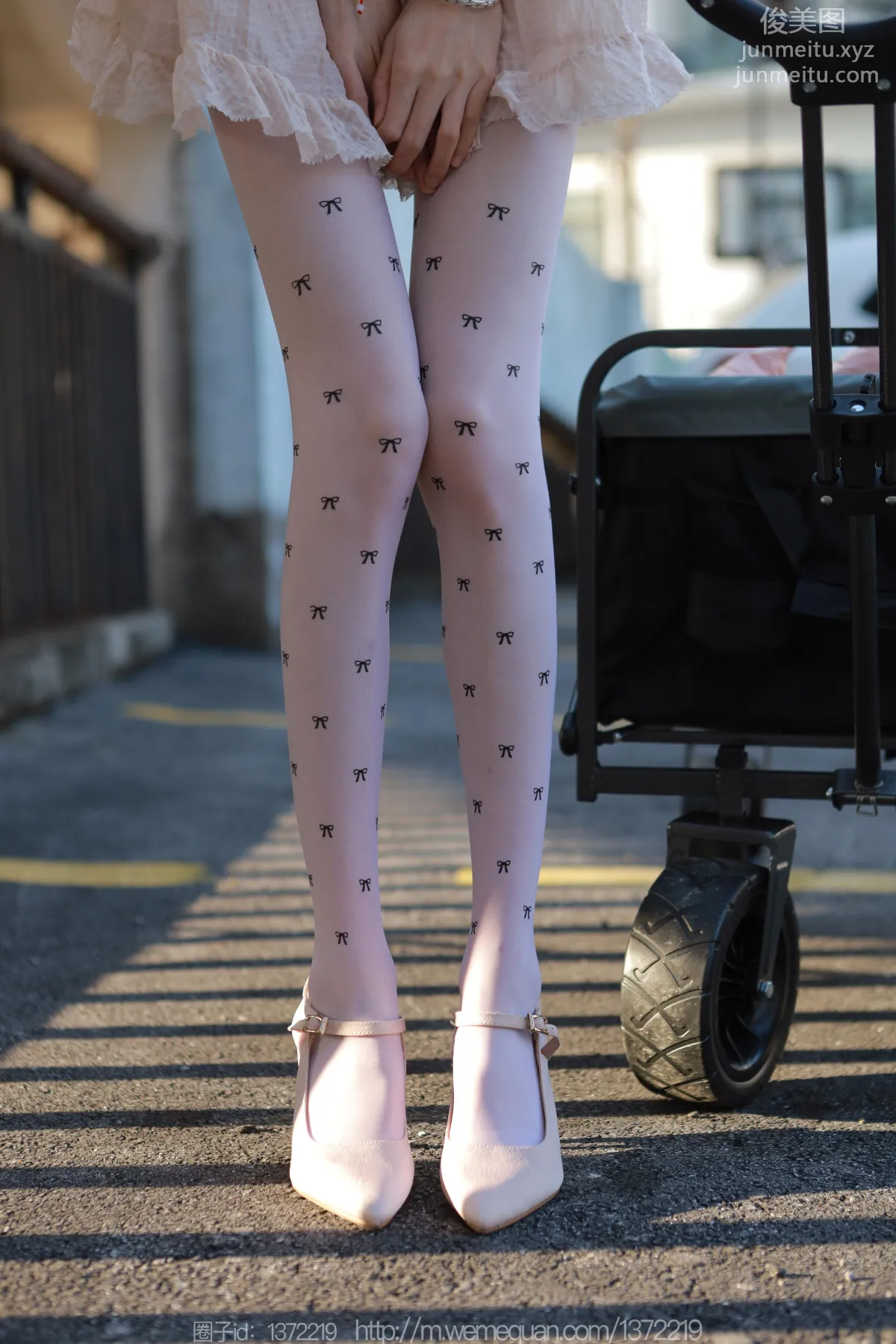 [IESS] 2022.12.23 Silk Enjoyer 1307 Tuan Tuan, Long Legs Pushing the Cart [84P] photo 29
