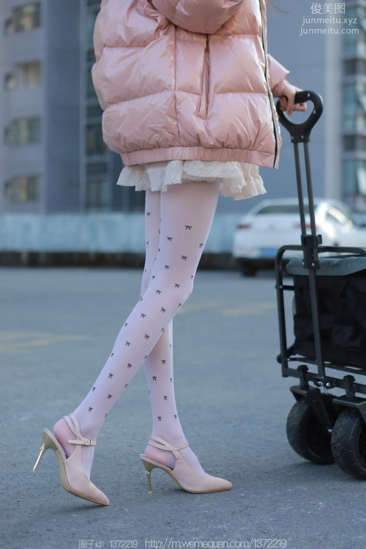 [IESS] 2022.12.23 Silk Enjoyer 1307 Tuan Tuan, Long Legs Pushing the Cart [84P] photo 32