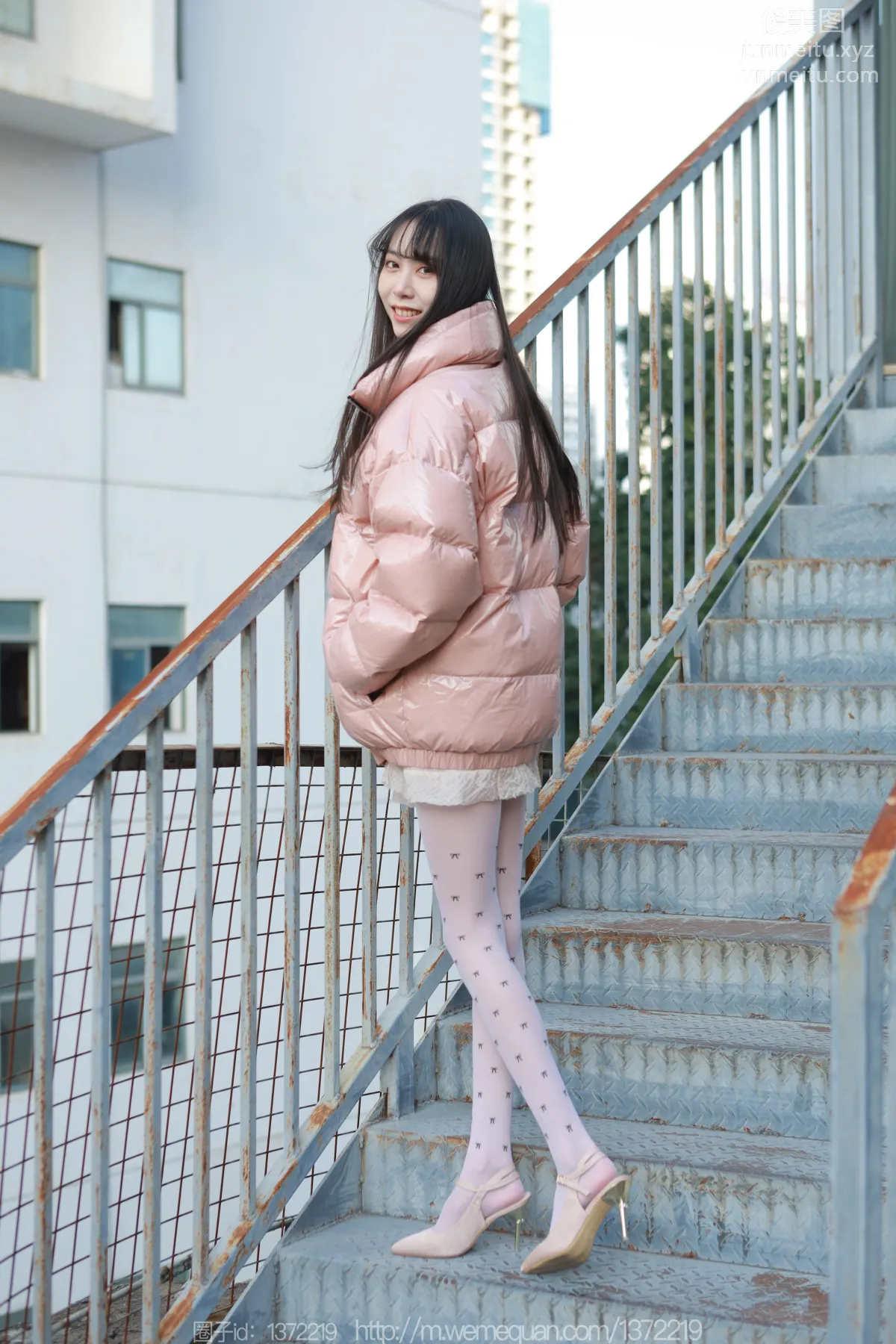 [IESS] 2022.12.23 Silk Enjoyer 1307 Tuan Tuan, Long Legs Pushing the Cart [84P] photo 36