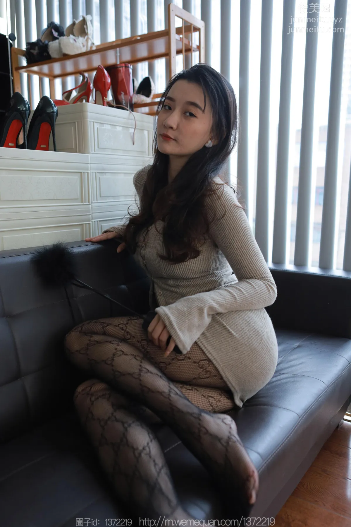 [IESS] 2023.01.04 Silk Enjoyer 1319 IESS Qiuqiu, Cutout Black Stockings [85P] photo 75