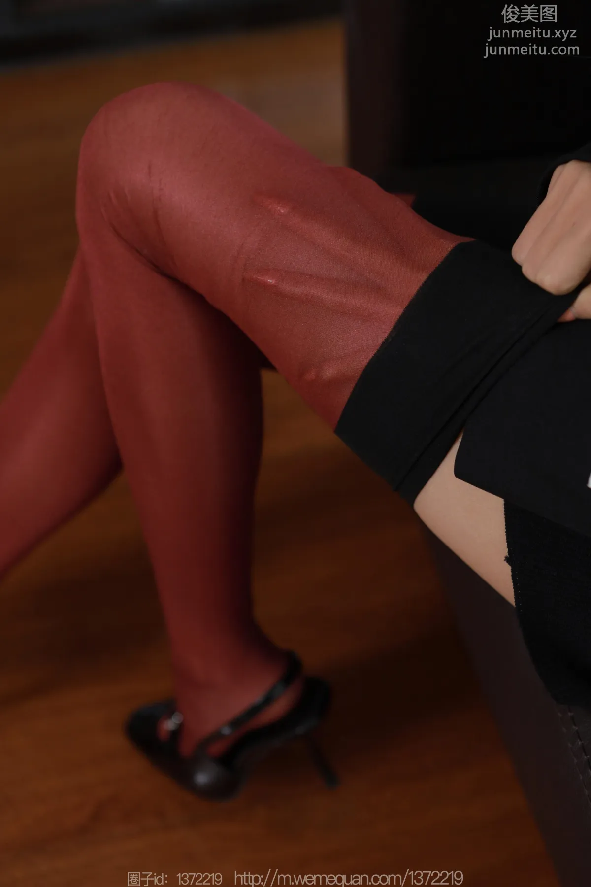 [IESS] 2023.01.05 Silk Enjoyer 1320 Mei Zi, Half Stockings Red and Black [90P] photo 2
