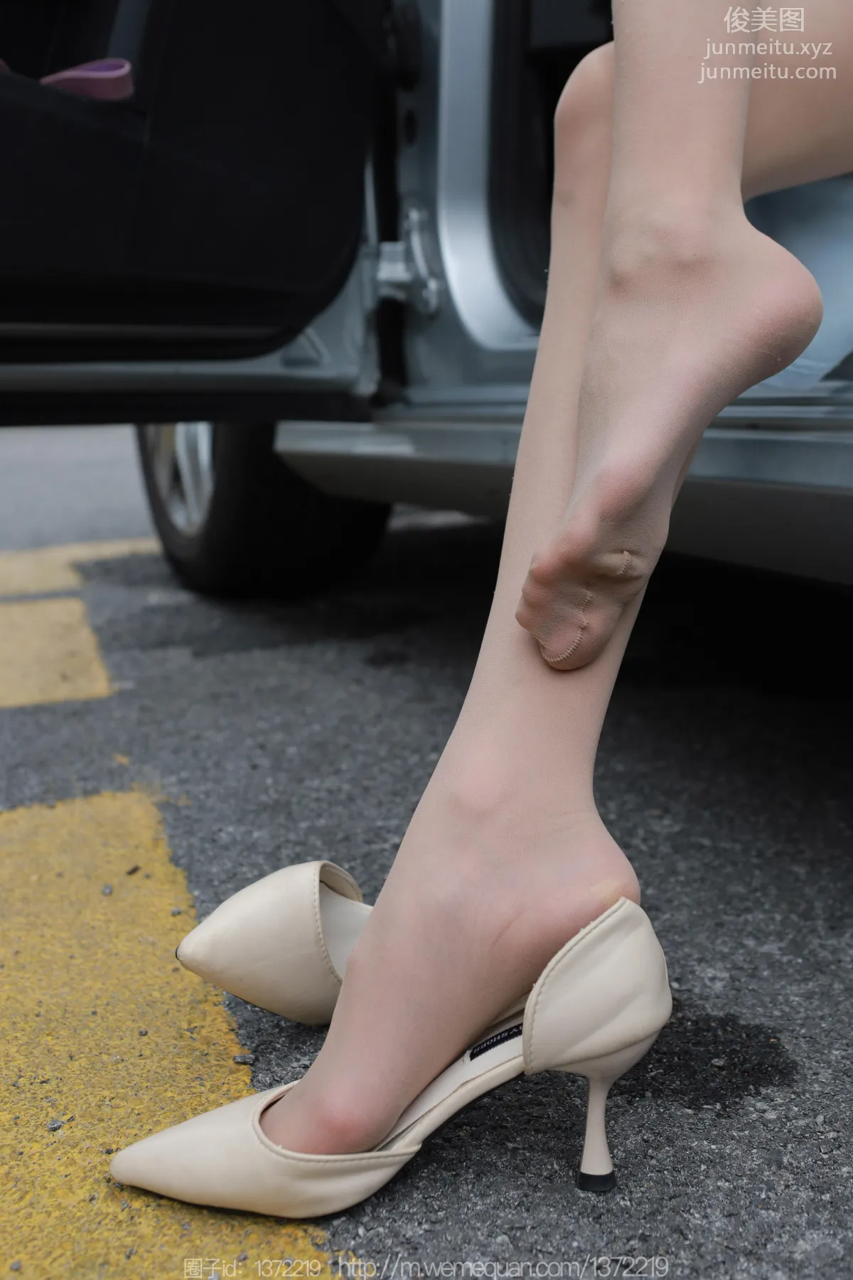 [IESS] 2023.01.26 Silk Enjoyer 1341 Tuan Tuan, What Are You Doing in the Car? [77P] photo 44