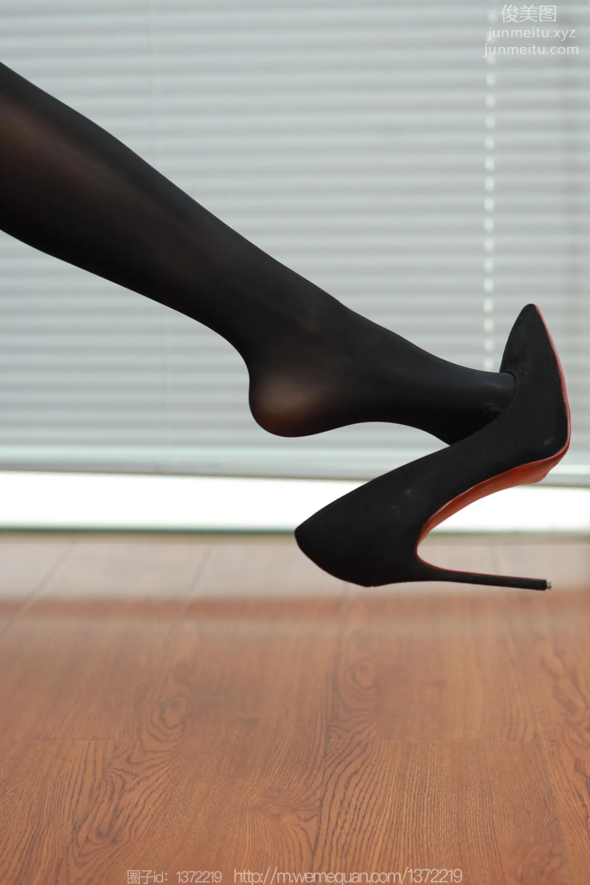 [IESS] 2023.01.27 Silk Enjoyer 1342 Xiao Bao, Glossy High Heels [86P] photo 8