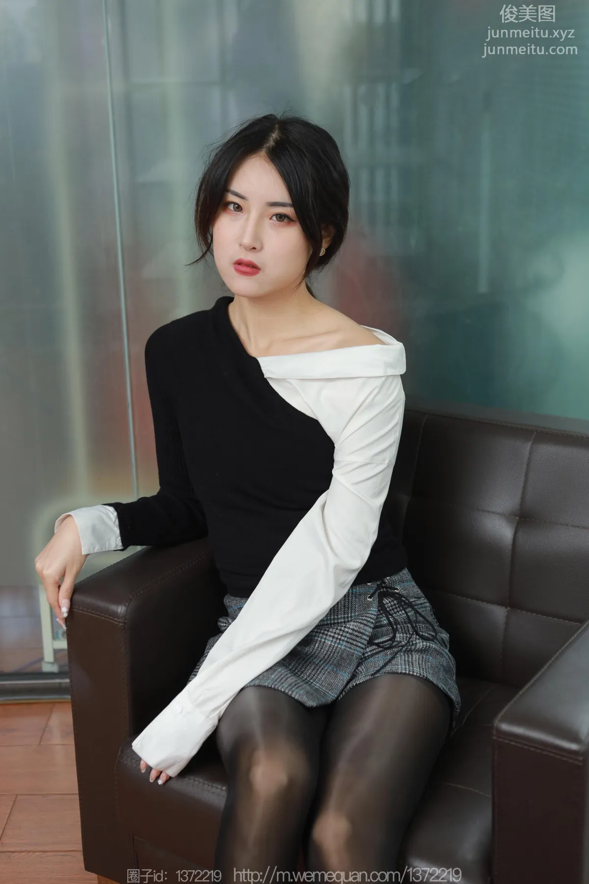 [IESS] 2023.01.27 Silk Enjoyer 1342 Xiao Bao, Glossy High Heels [86P] photo 16