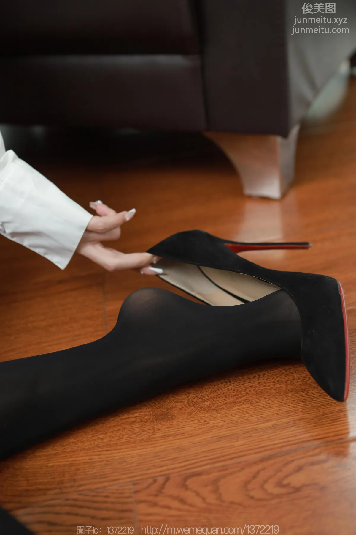 [IESS] 2023.01.27 Silk Enjoyer 1342 Xiao Bao, Glossy High Heels [86P] photo 38