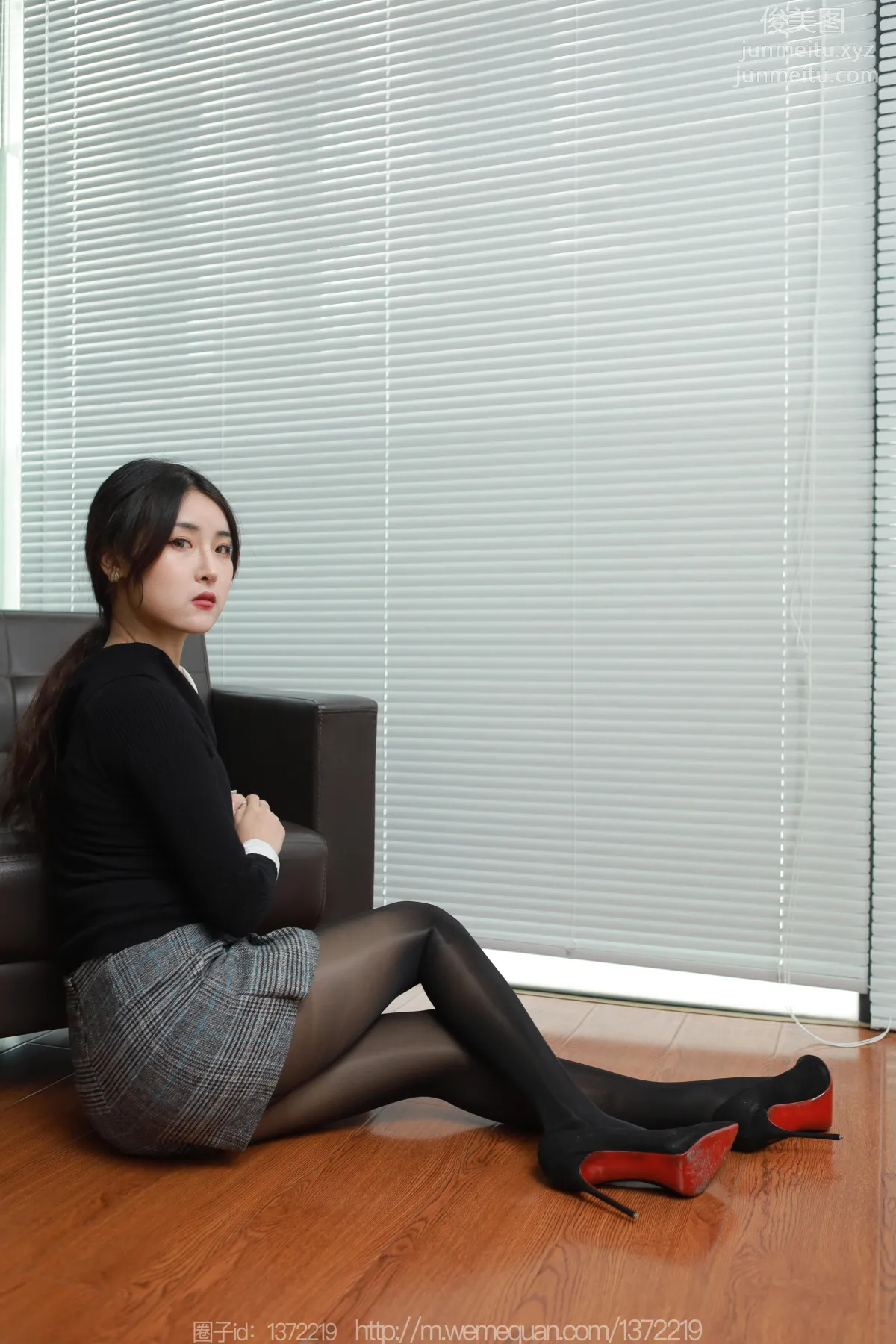 [IESS] 2023.01.27 Silk Enjoyer 1342 Xiao Bao, Glossy High Heels [86P] photo 84