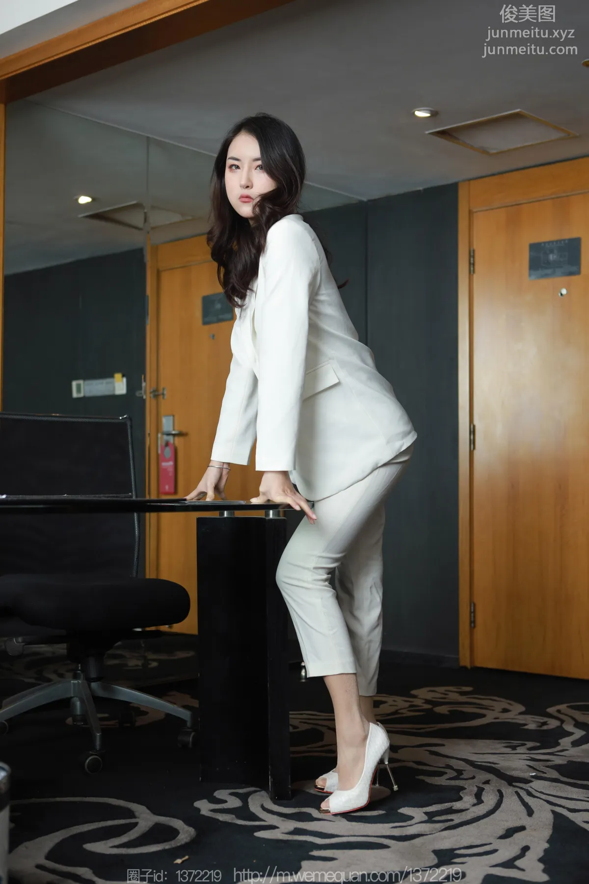 [IESS] 2023.02.27 Silk Enjoyer 1374 Xiao Bao, White Pants Stockings [86P] photo 45