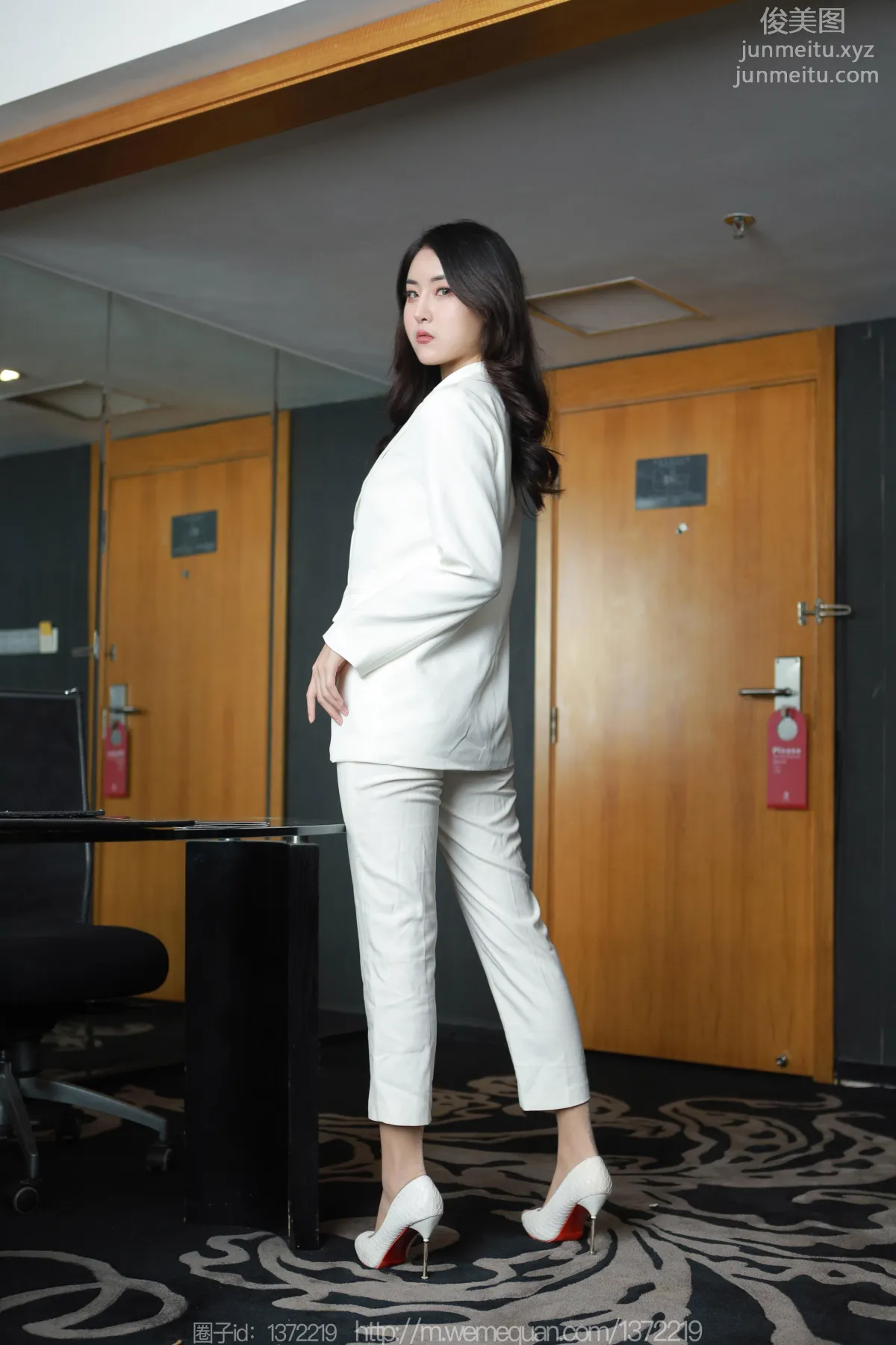 [IESS] 2023.02.27 Silk Enjoyer 1374 Xiao Bao, White Pants Stockings [86P] photo 46