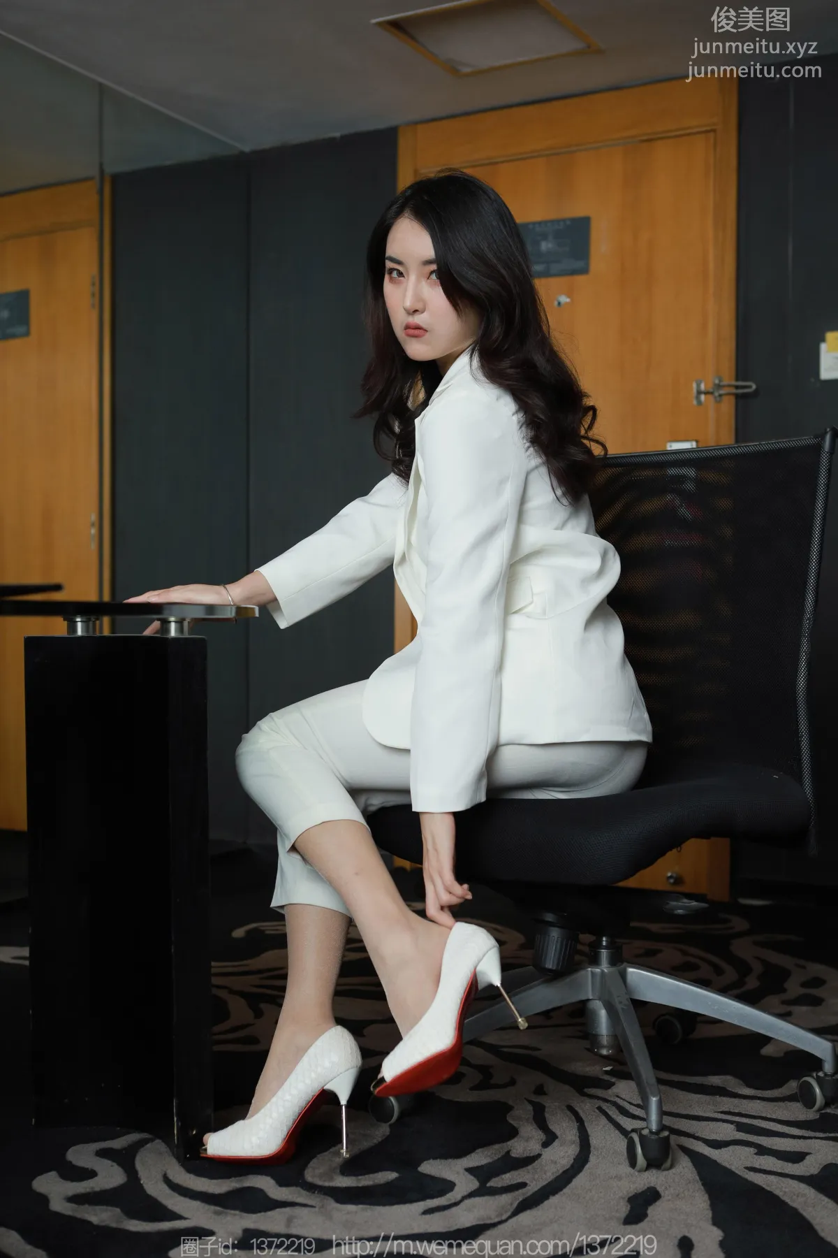 [IESS] 2023.02.27 Silk Enjoyer 1374 Xiao Bao, White Pants Stockings [86P] photo 69
