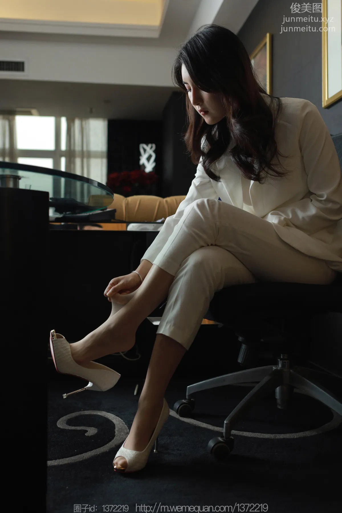 [IESS] 2023.02.27 Silk Enjoyer 1374 Xiao Bao, White Pants Stockings [86P] photo 72
