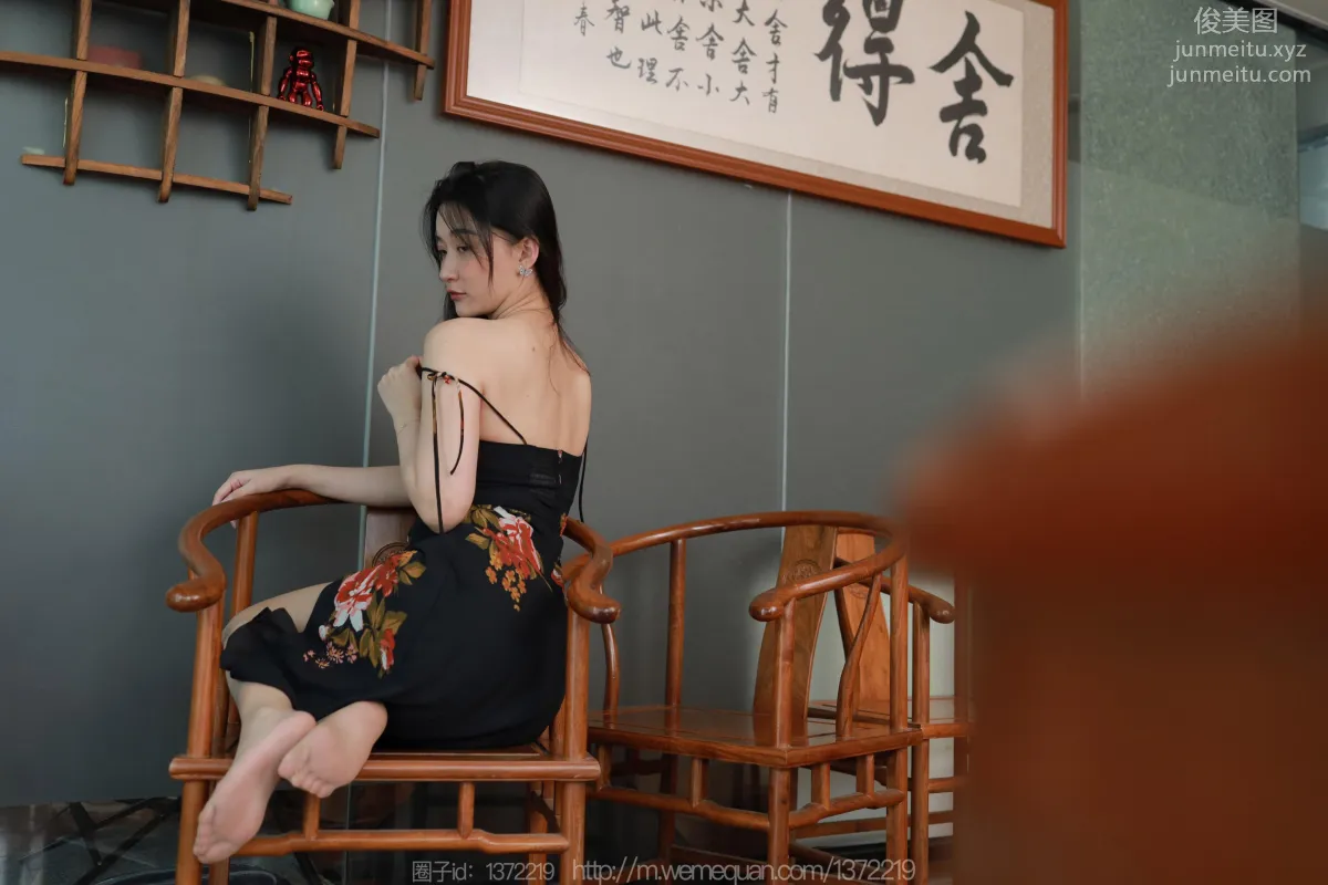 [IESS] 2023.04.14 Silk Enjoyer 1421 Qiuqiu, Woman in Floral Dress [86P] photo 69