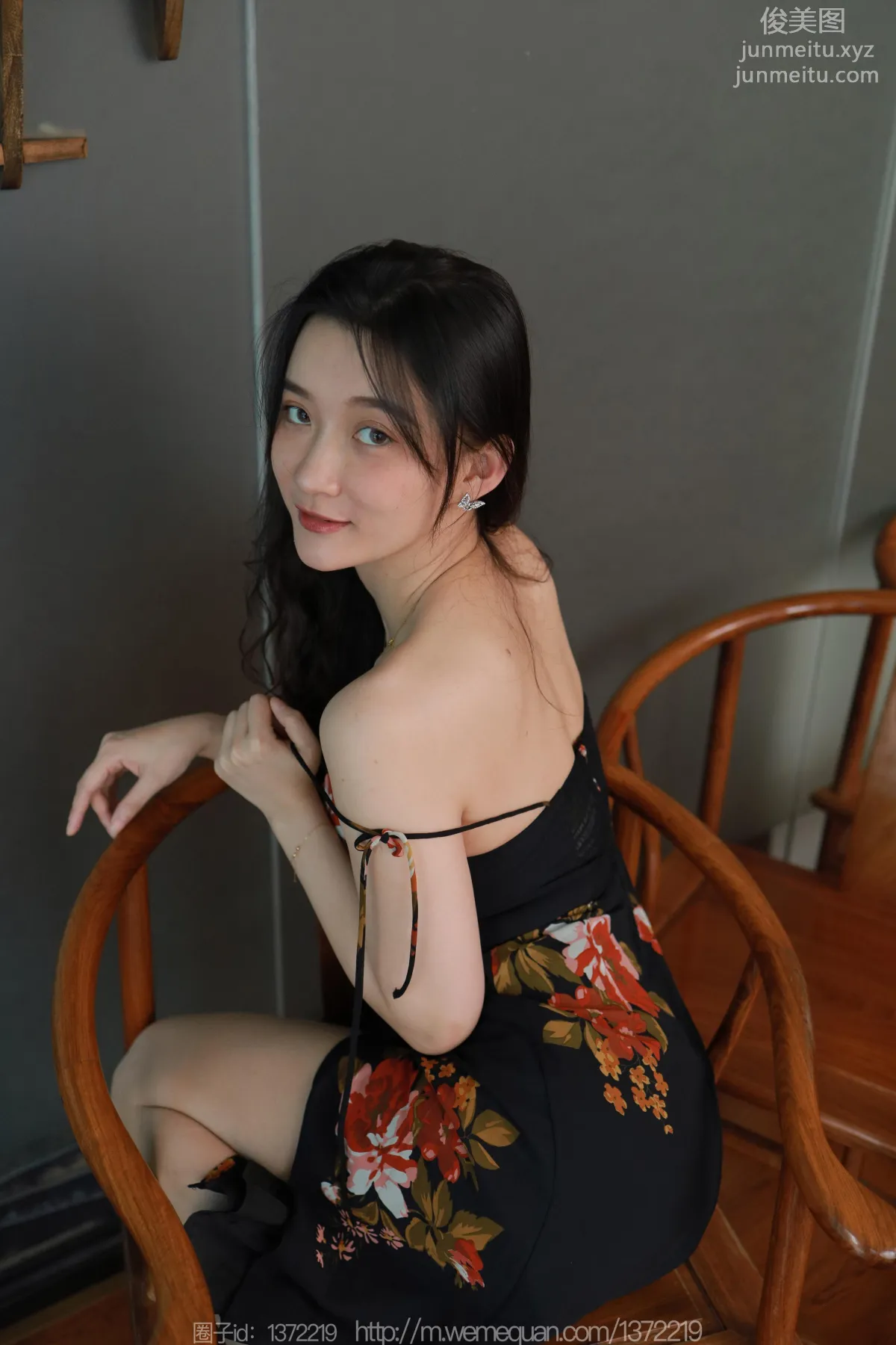 [IESS] 2023.04.14 Silk Enjoyer 1421 Qiuqiu, Woman in Floral Dress [86P] photo 70