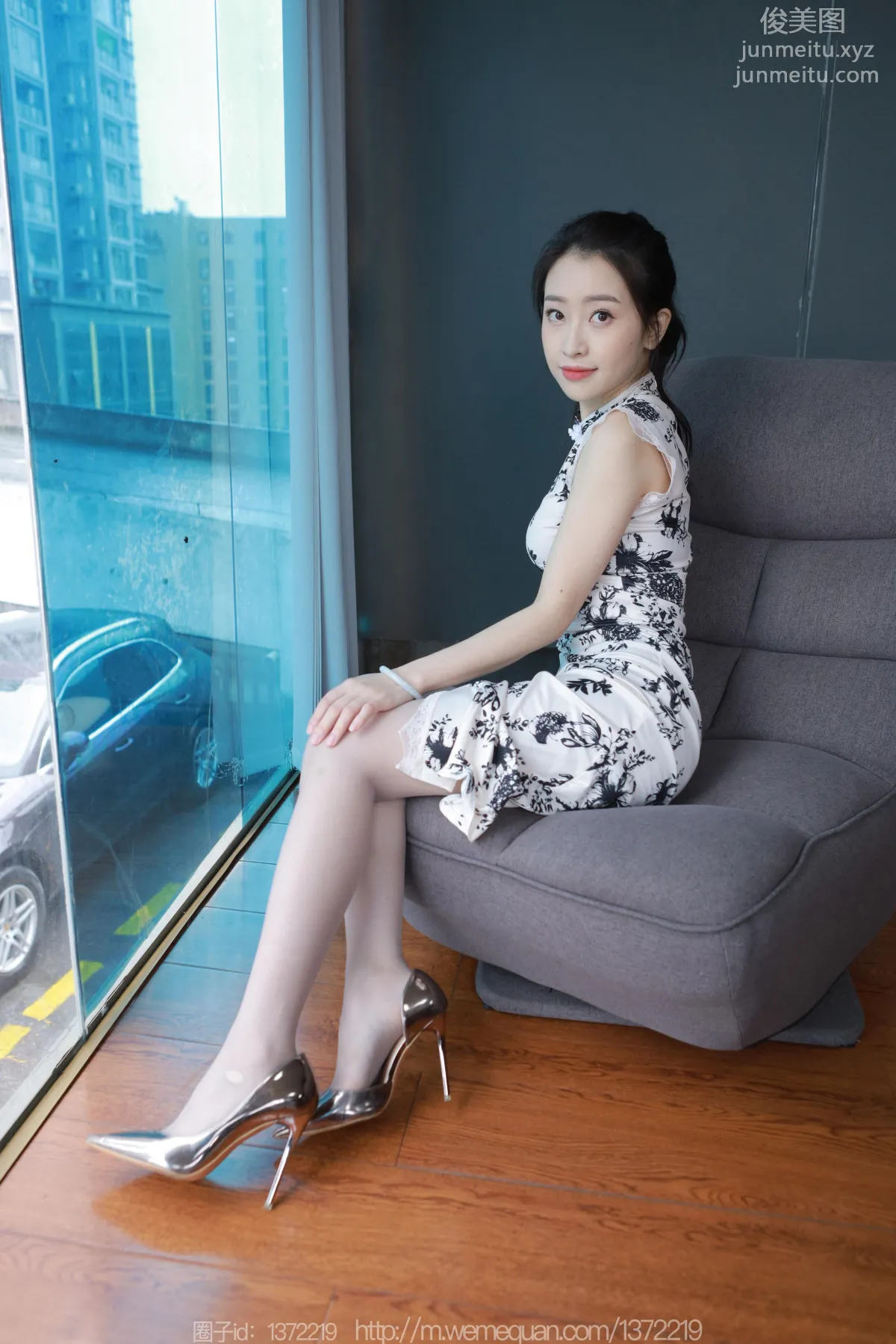 [IESS] 2023.04.25 Silk Enjoyer 1432 Xiao Jie, Gray Stockings Qipao [85P] photo 48