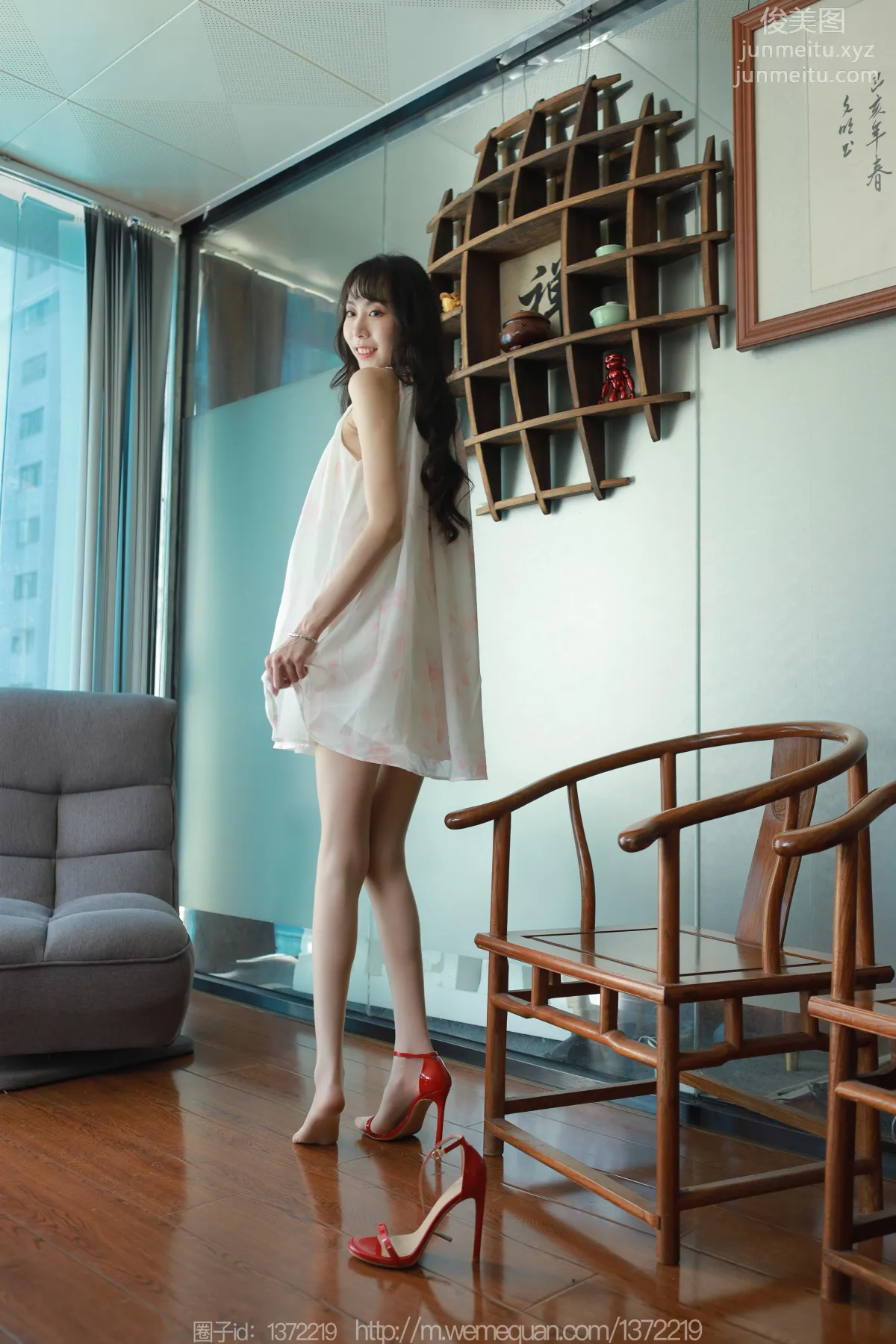 [IESS] 2023.05.04 Silk Enjoyer 1441 Tuan Tuan, Red Shoes and Nude Stockings [87P] photo 38