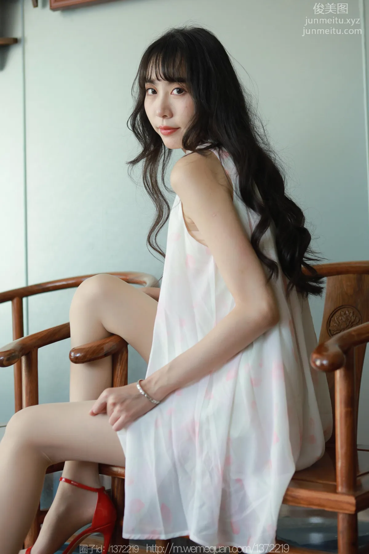 [IESS] 2023.05.04 Silk Enjoyer 1441 Tuan Tuan, Red Shoes and Nude Stockings [87P] photo 60