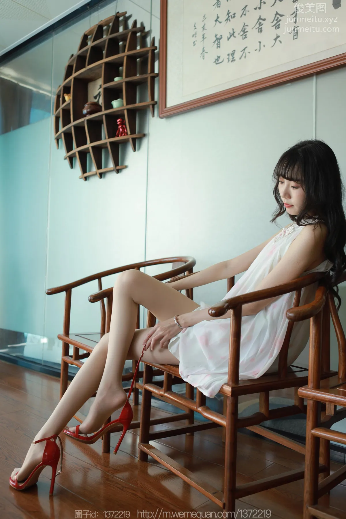 [IESS] 2023.05.04 Silk Enjoyer 1441 Tuan Tuan, Red Shoes and Nude Stockings [87P] photo 76